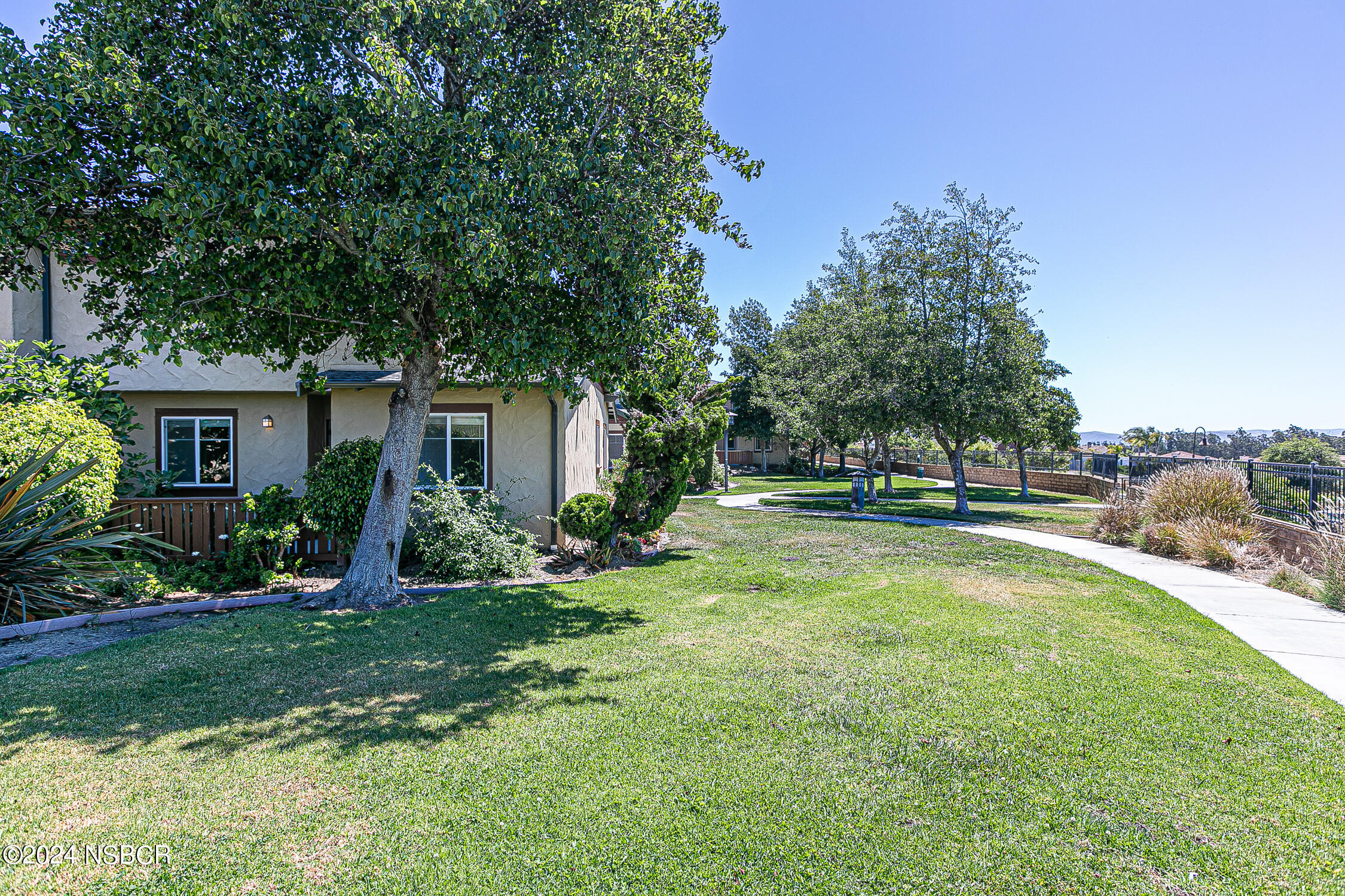 3843 Cassini Circle 4