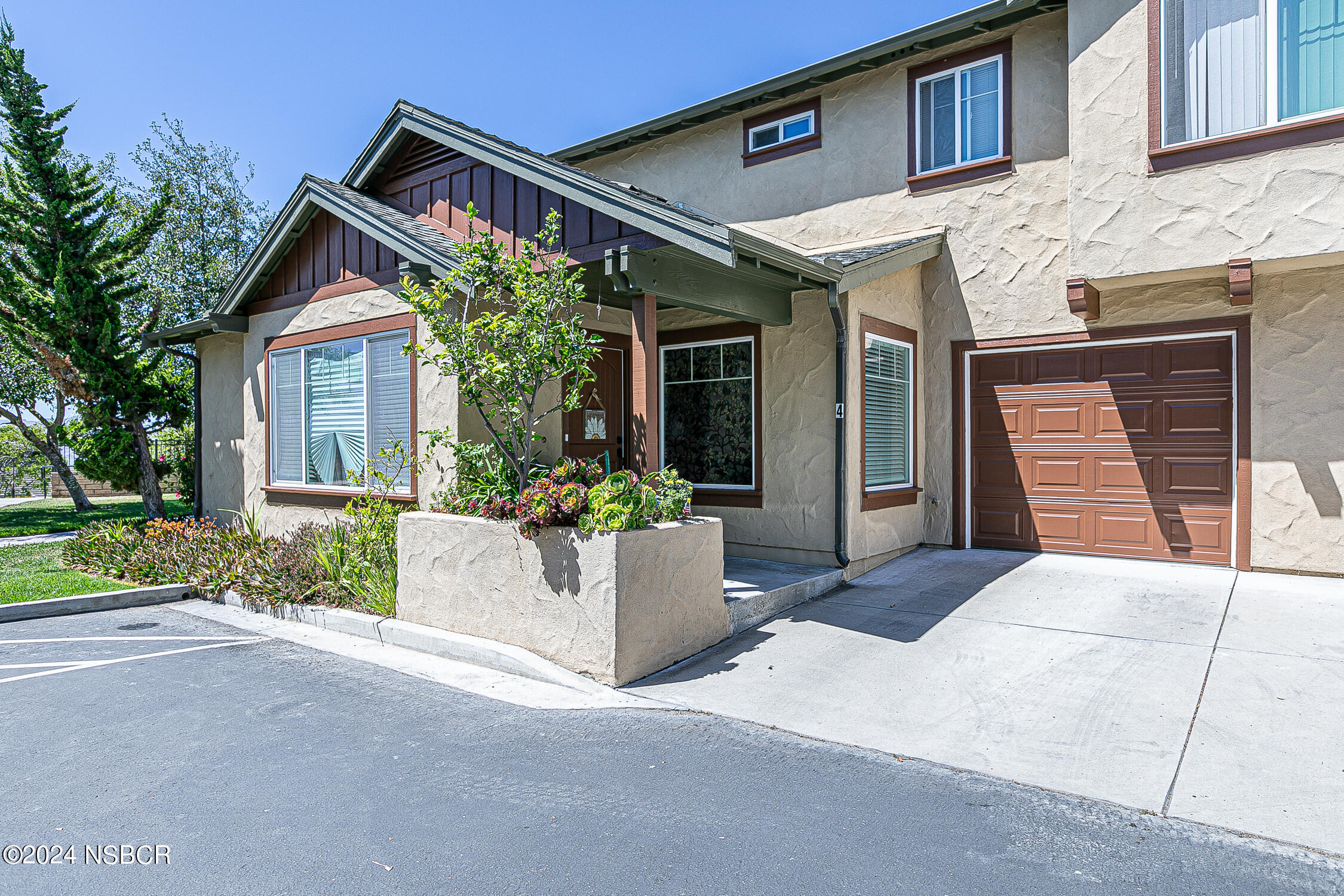 3843 Cassini Circle 4