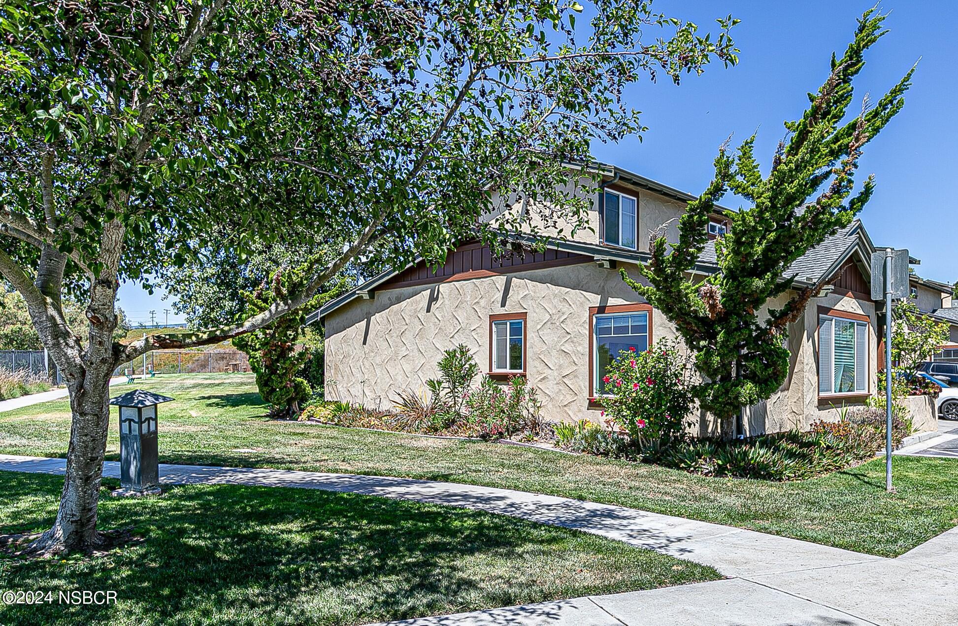 3843 Cassini Circle 4