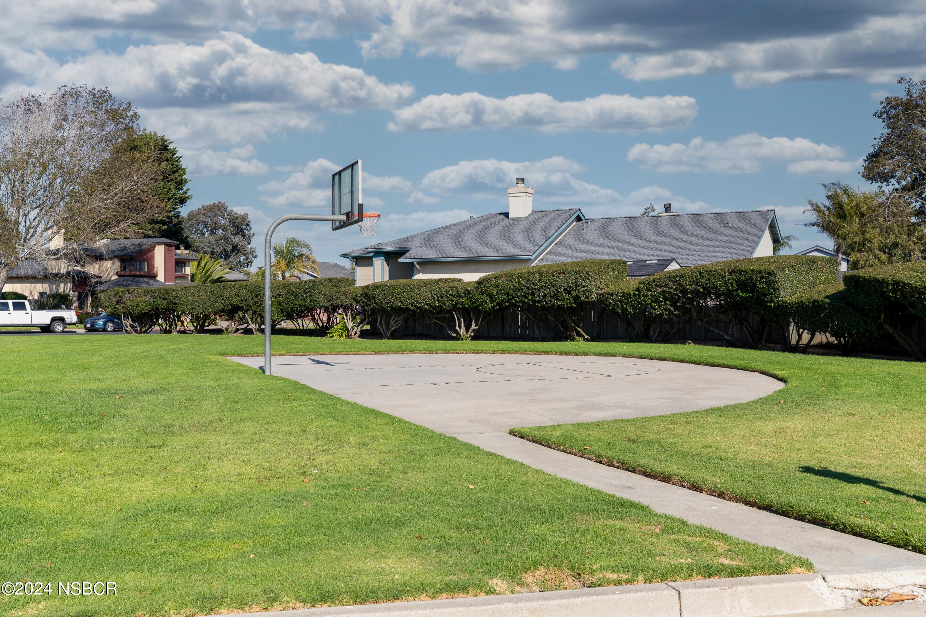 1021 Bellflower Lane