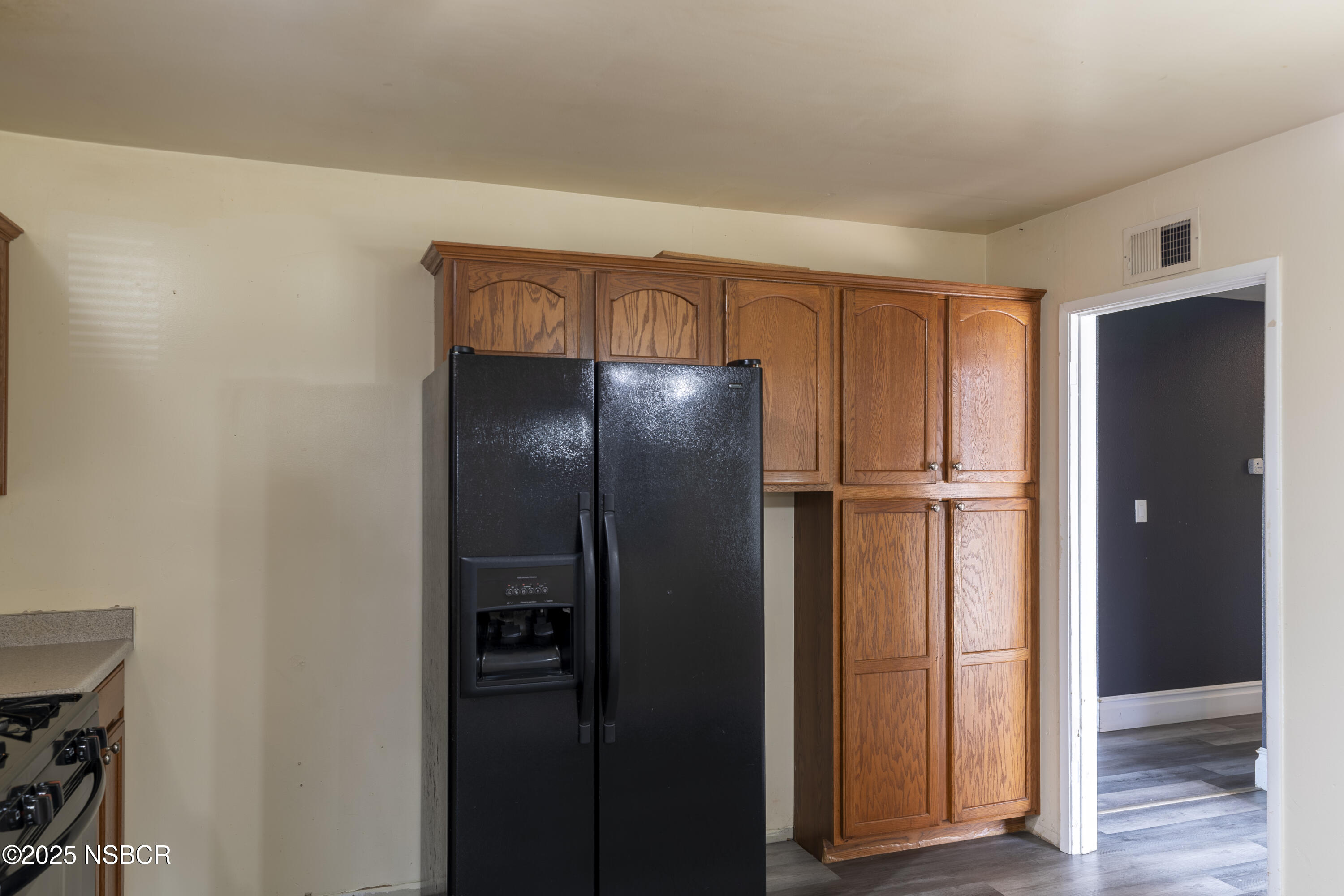 1301 W Apricot Avenue