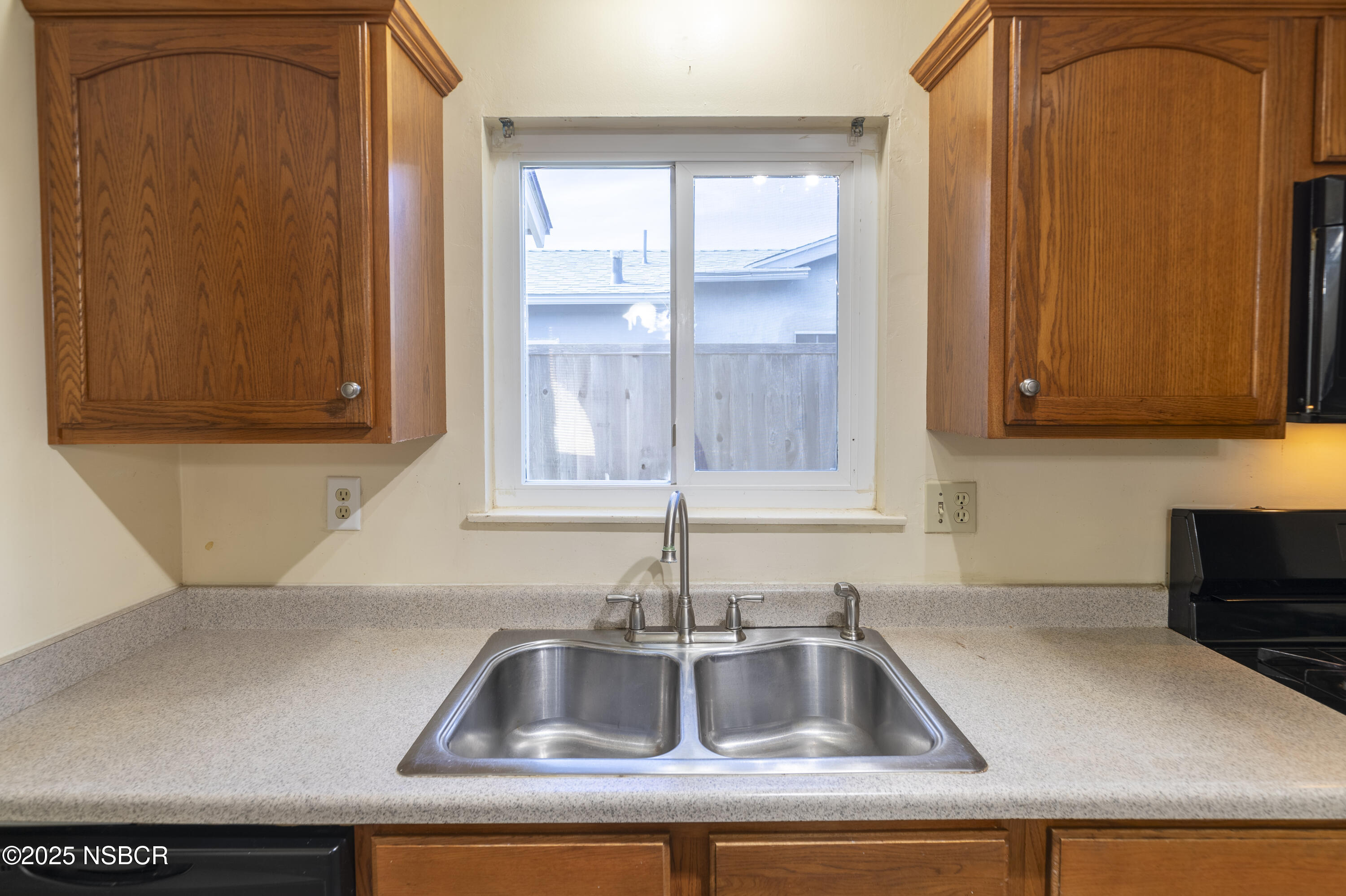 1301 W Apricot Avenue