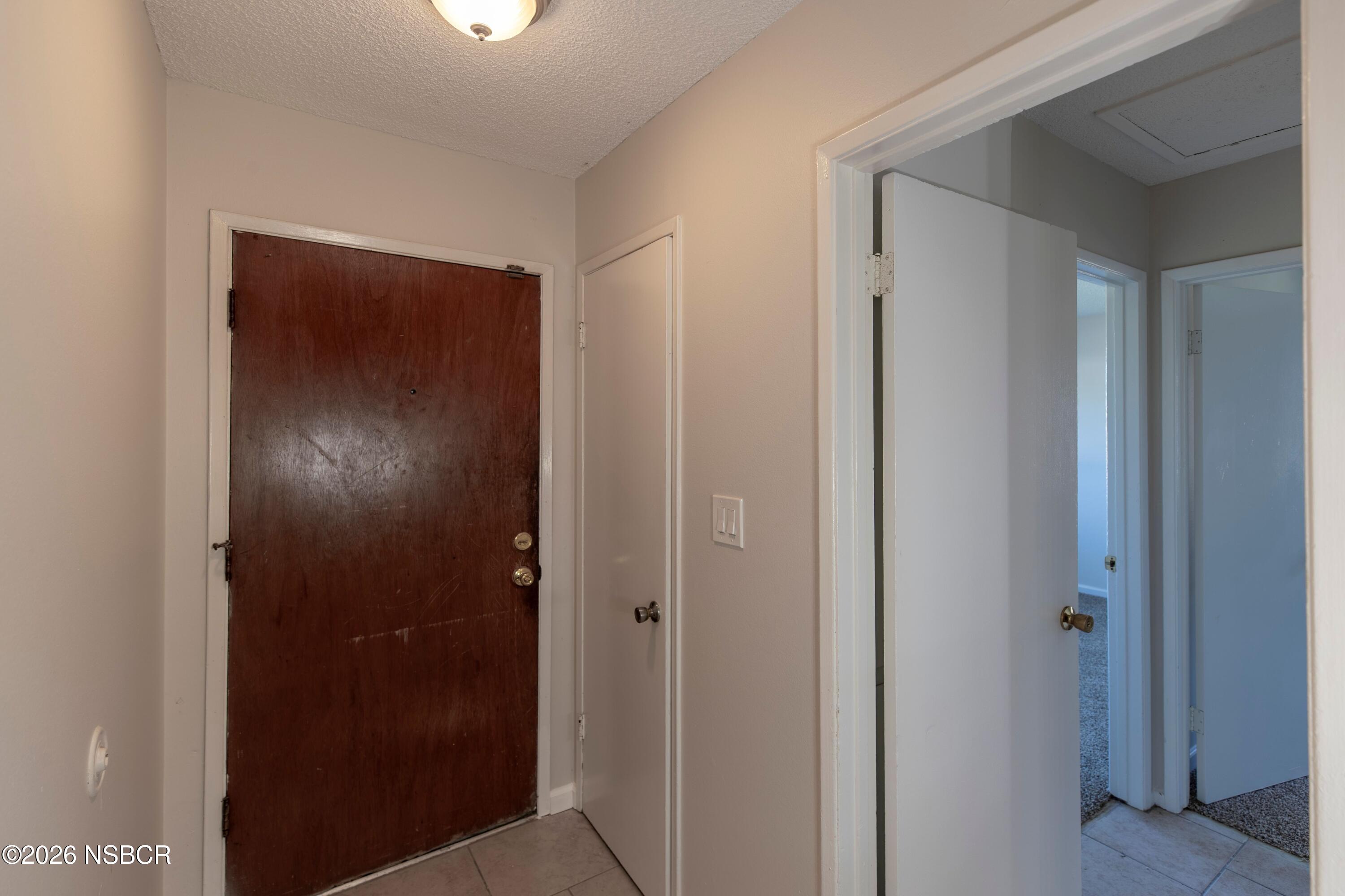 1328 W Willow Avenue