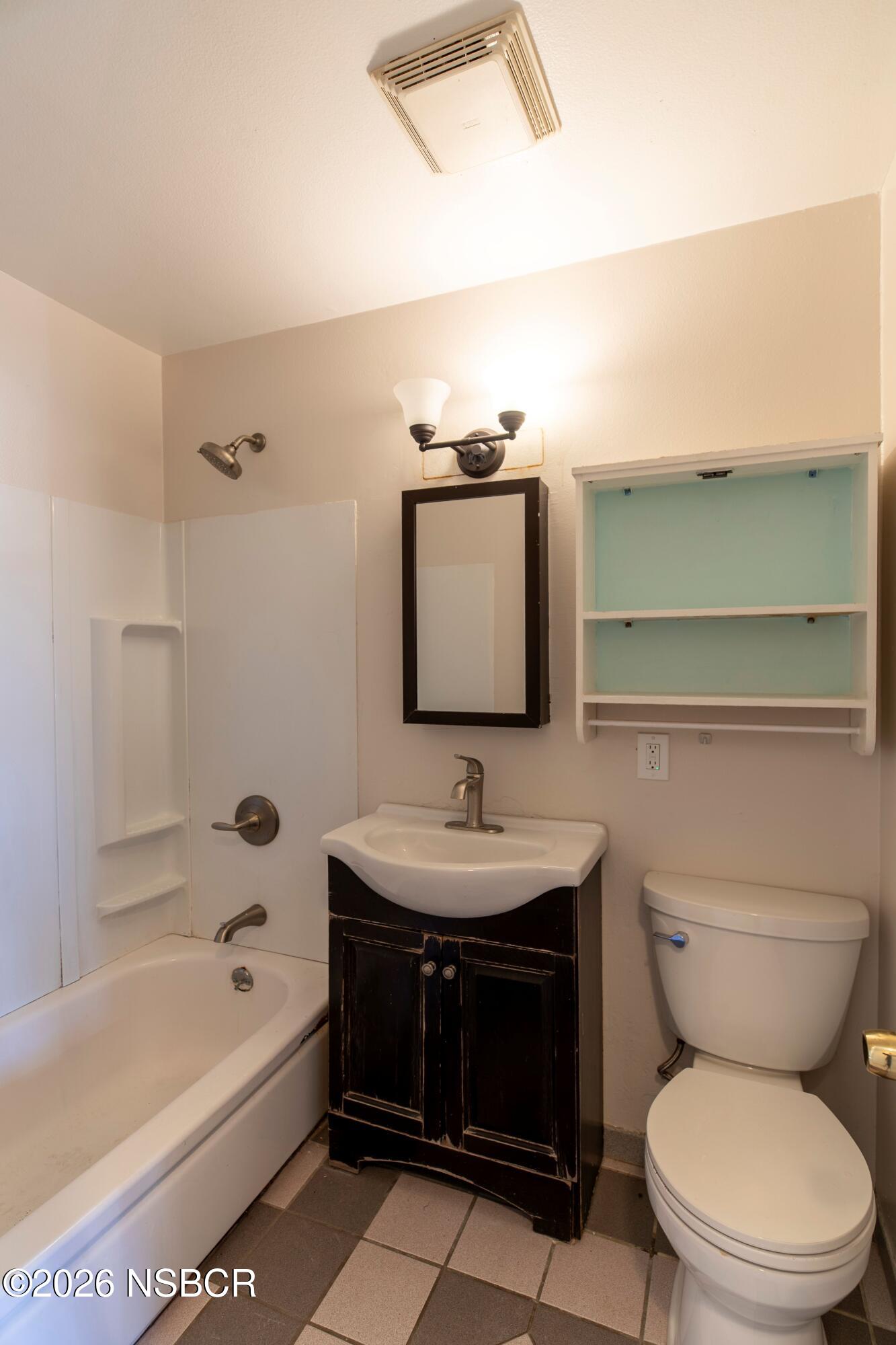 1328 W Willow Avenue