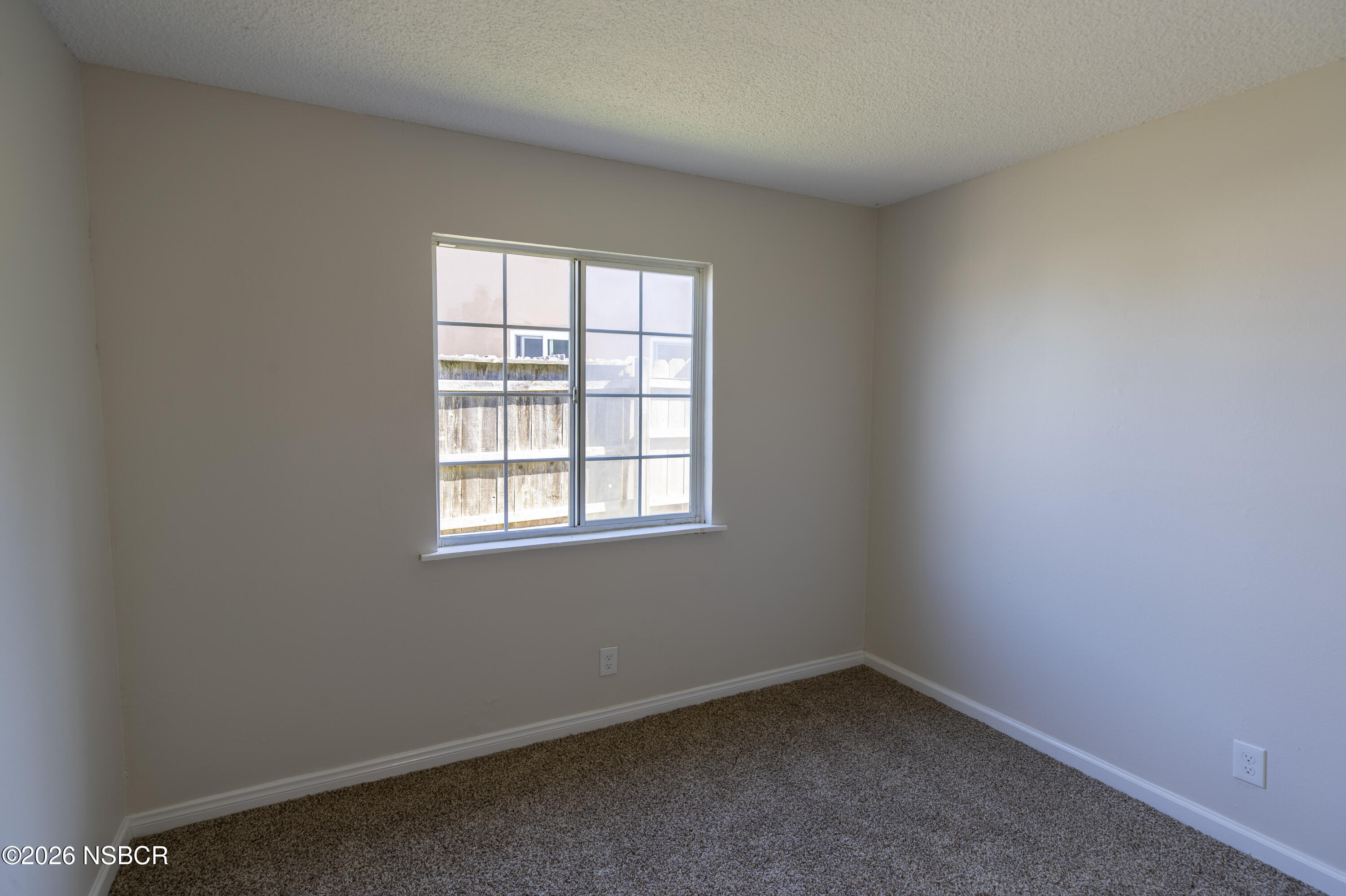 1328 W Willow Avenue