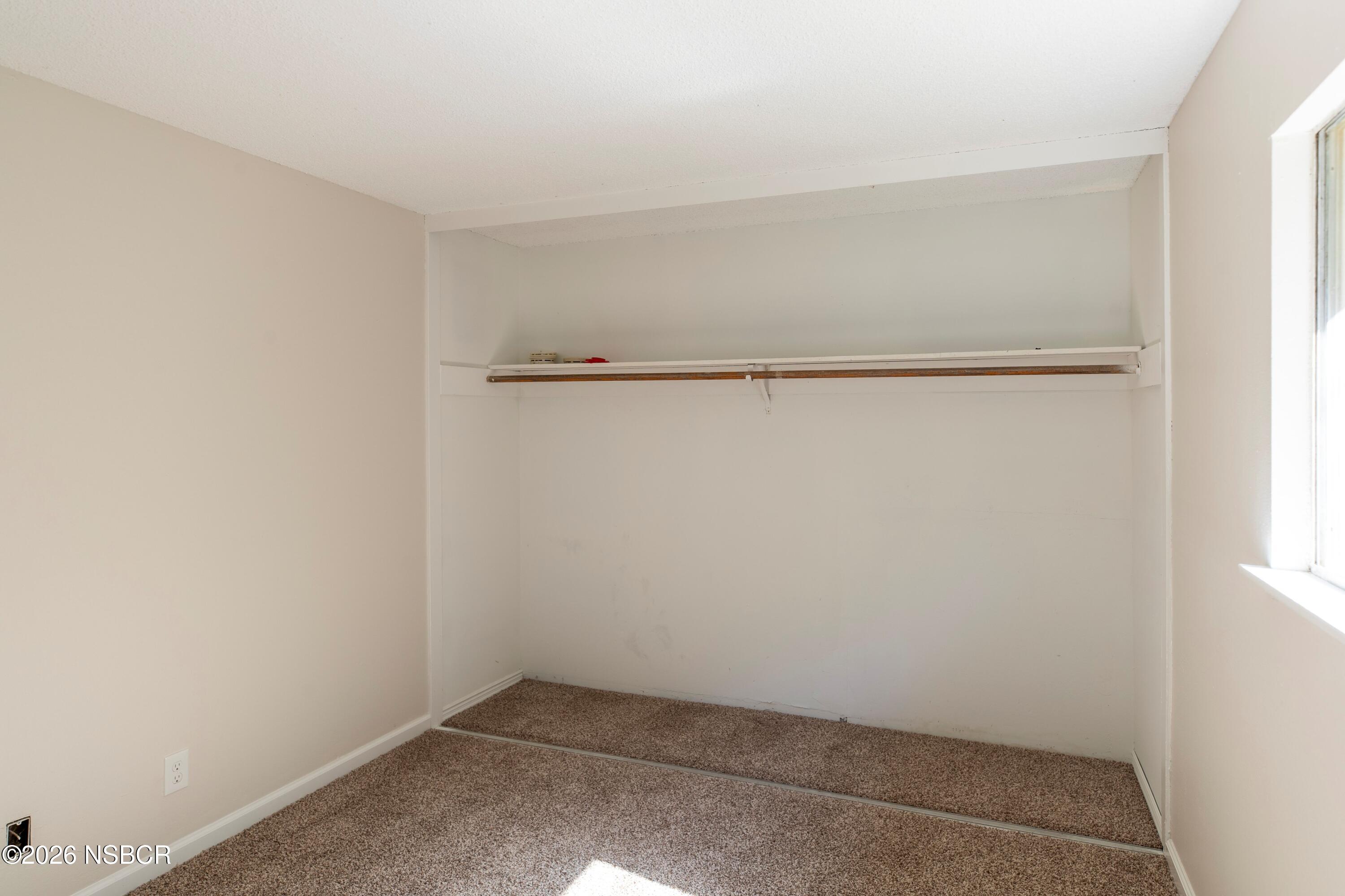 1328 W Willow Avenue