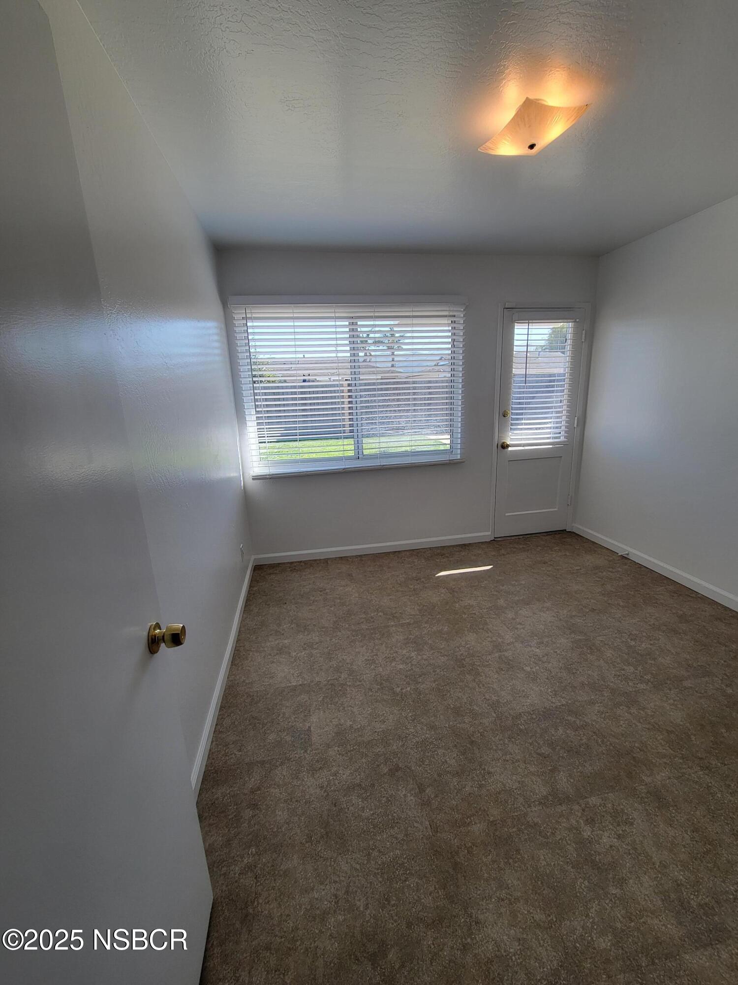 904 W Date Avenue