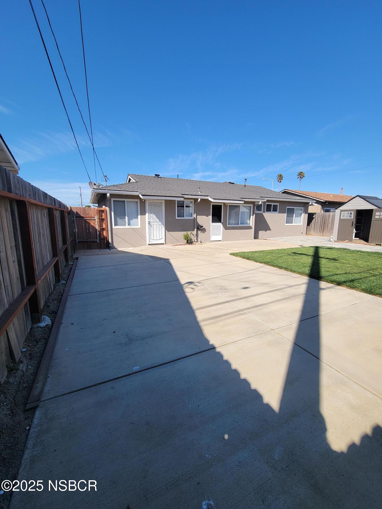 904 W Date Avenue