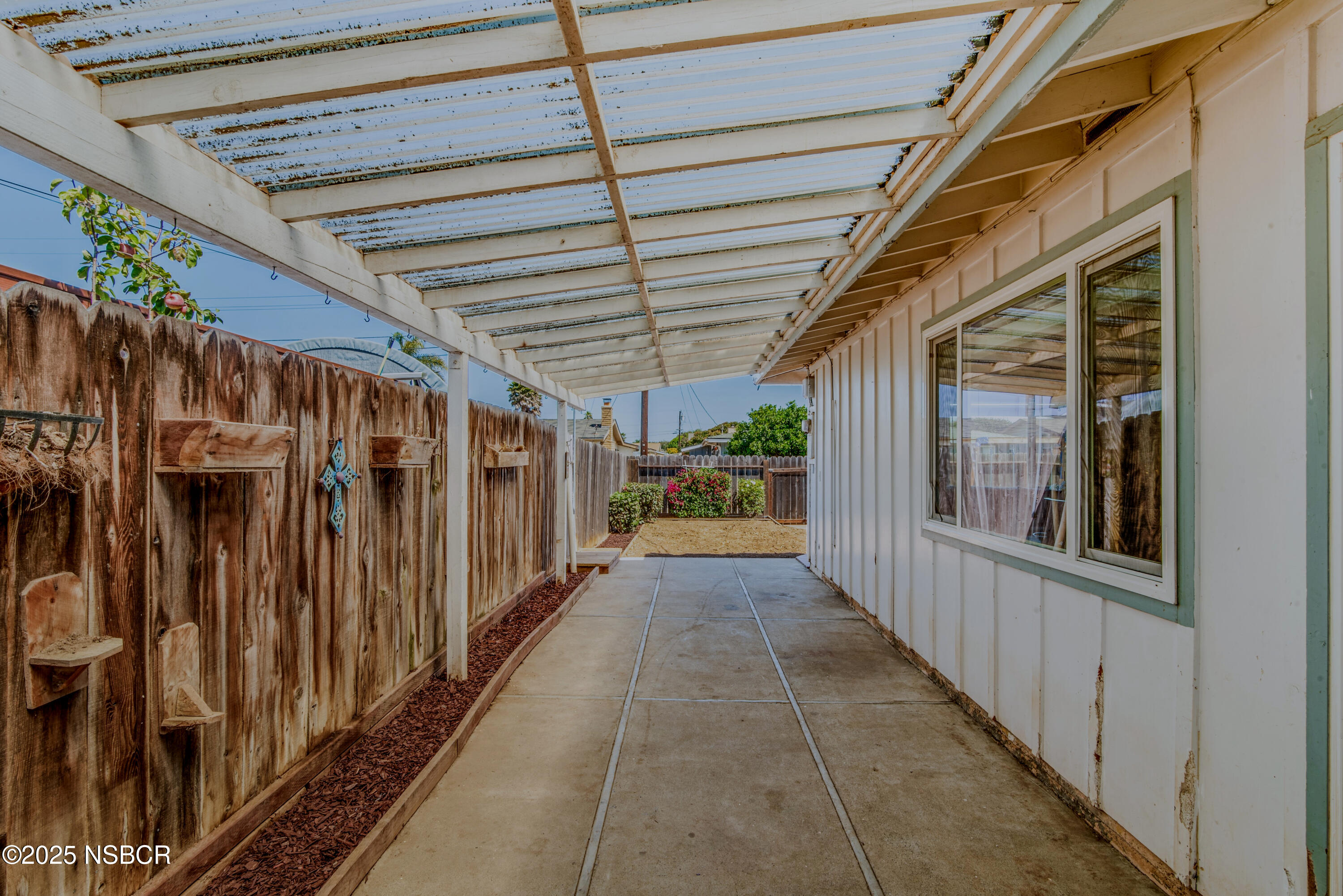 1521 W Cherry Avenue