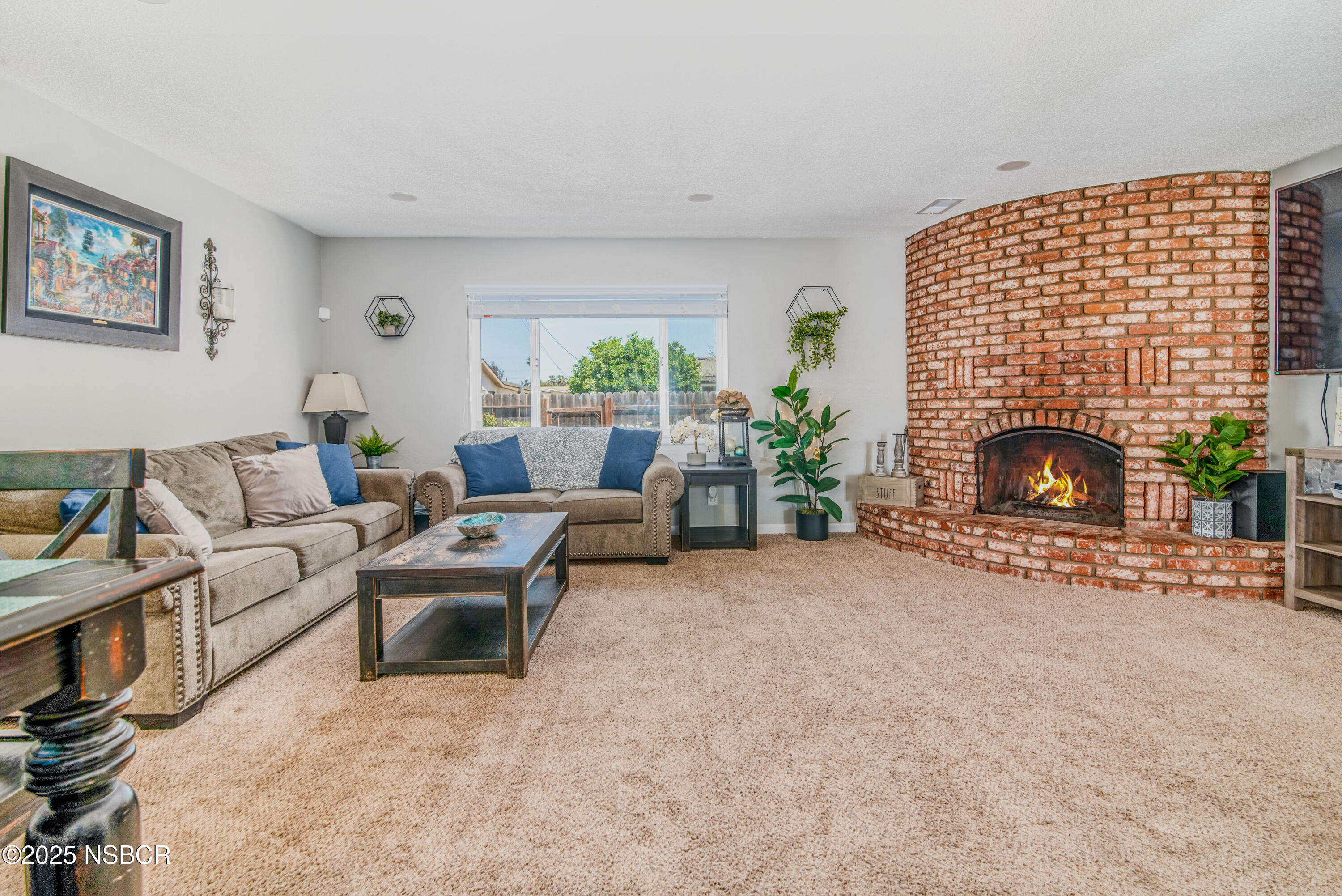 1521 W Cherry Avenue