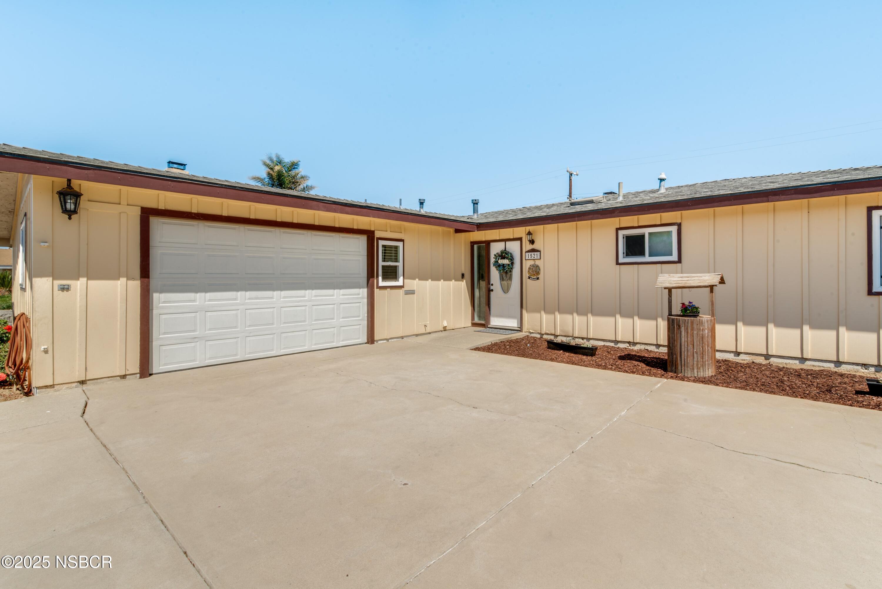 1521 W Cherry Avenue