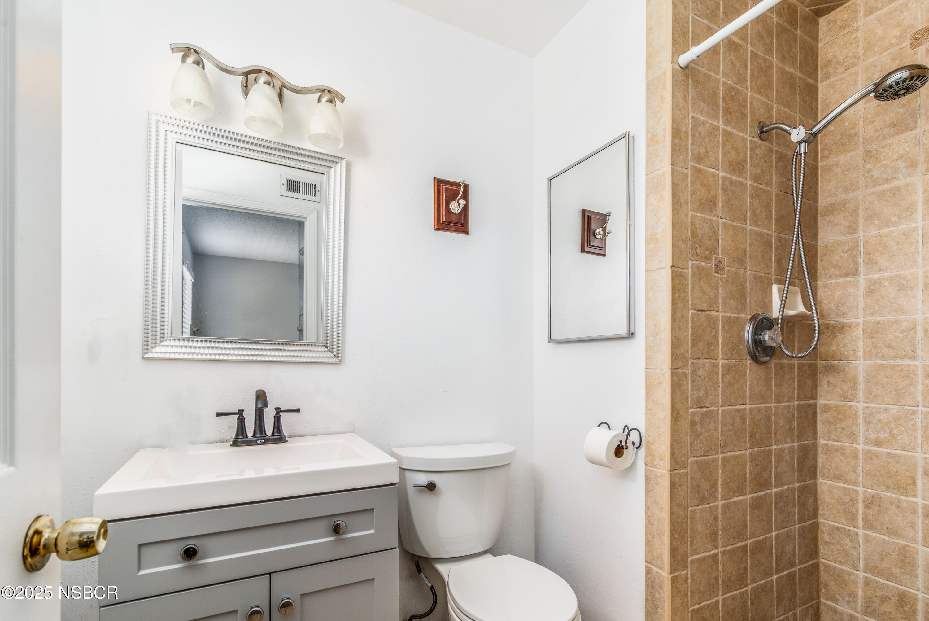 1521 W Cherry Avenue