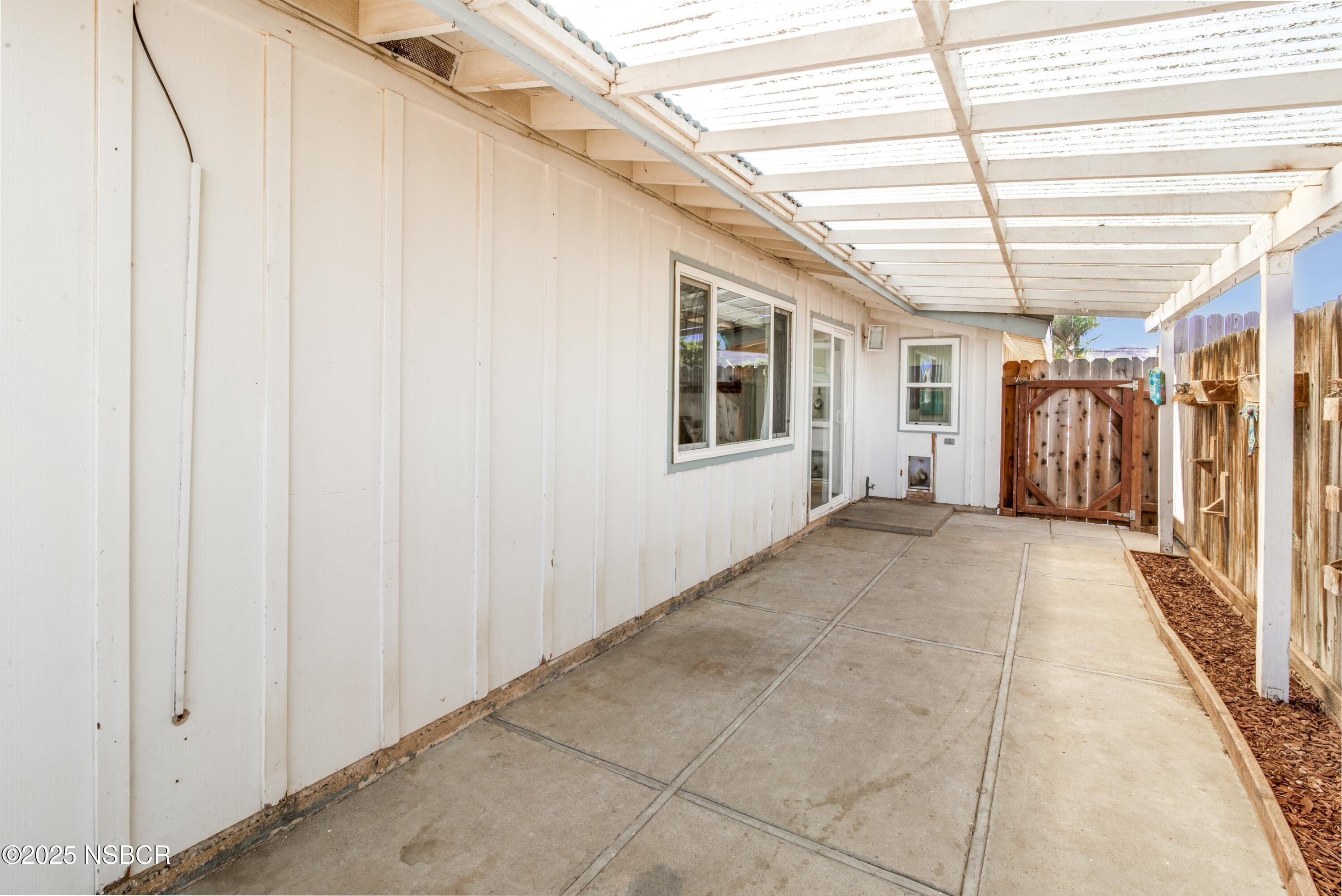 1521 W Cherry Avenue