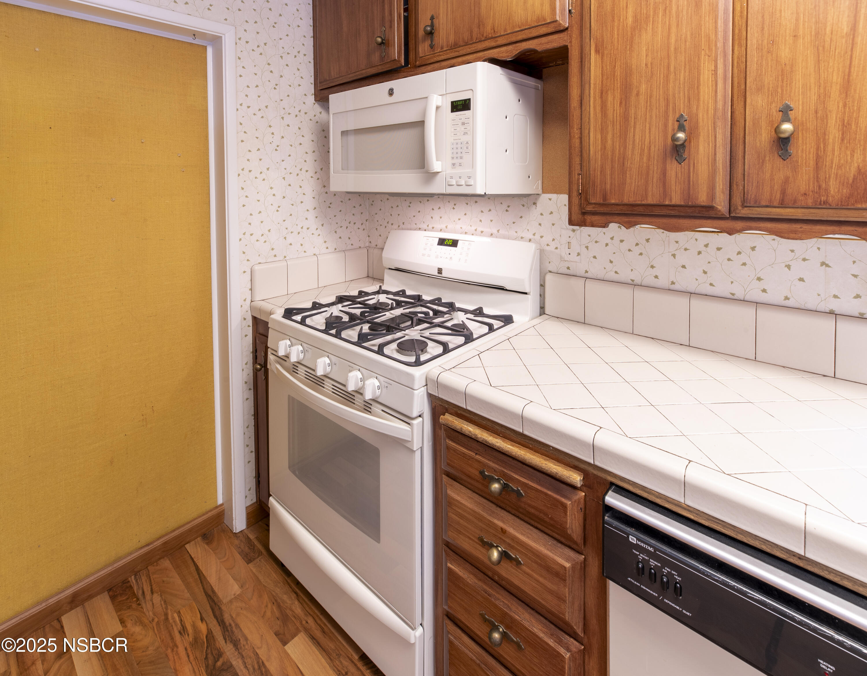 1309 W Walnut Avenue