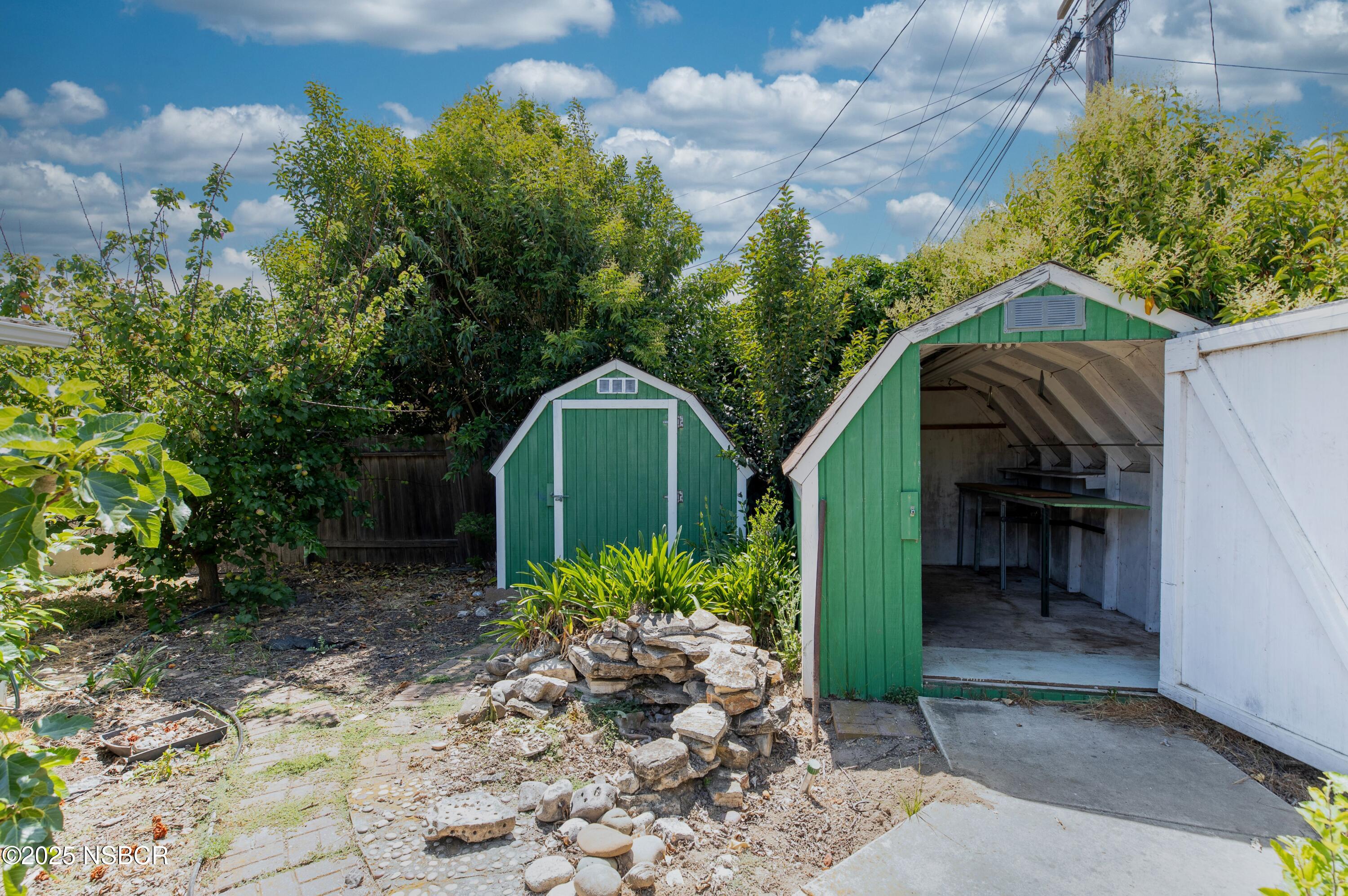 1309 W Walnut Avenue