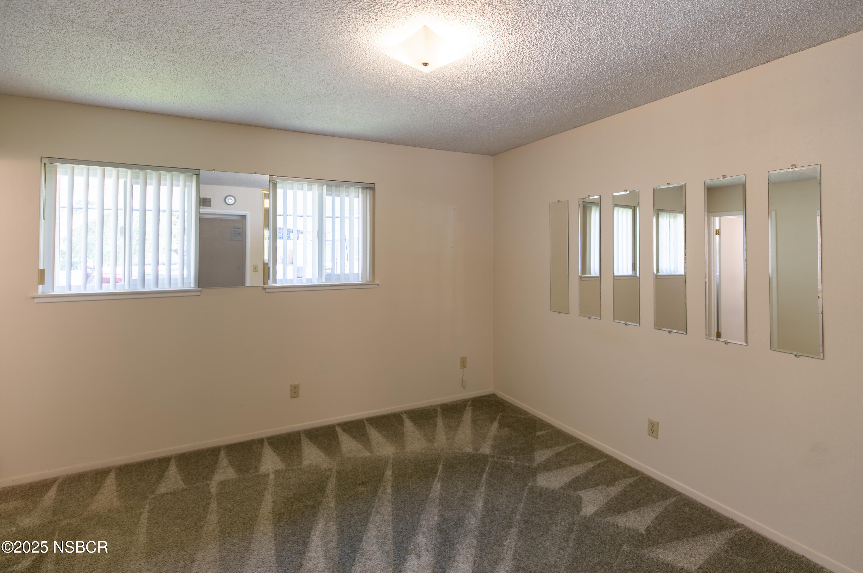 1309 W Walnut Avenue