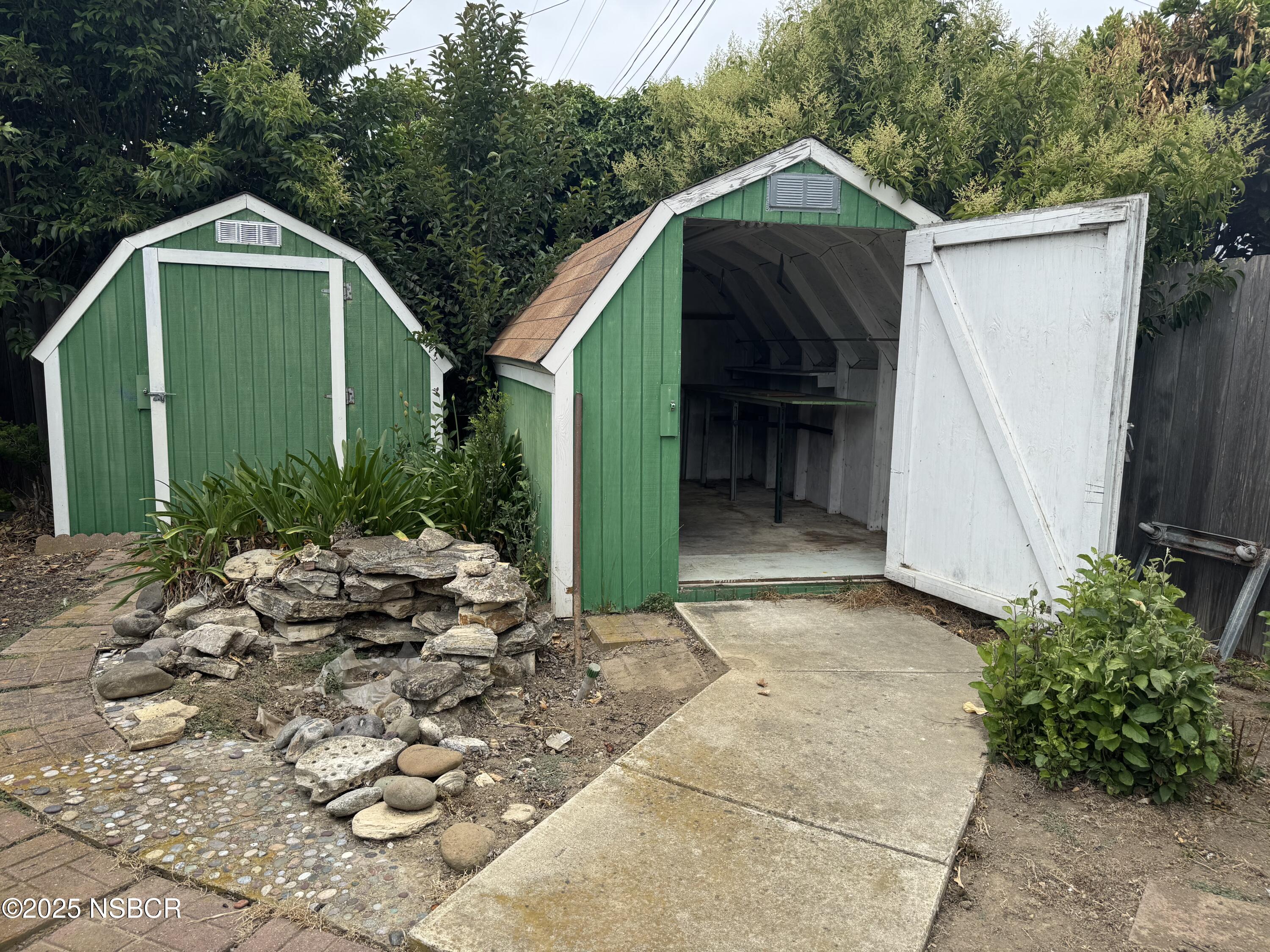 1309 W Walnut Avenue