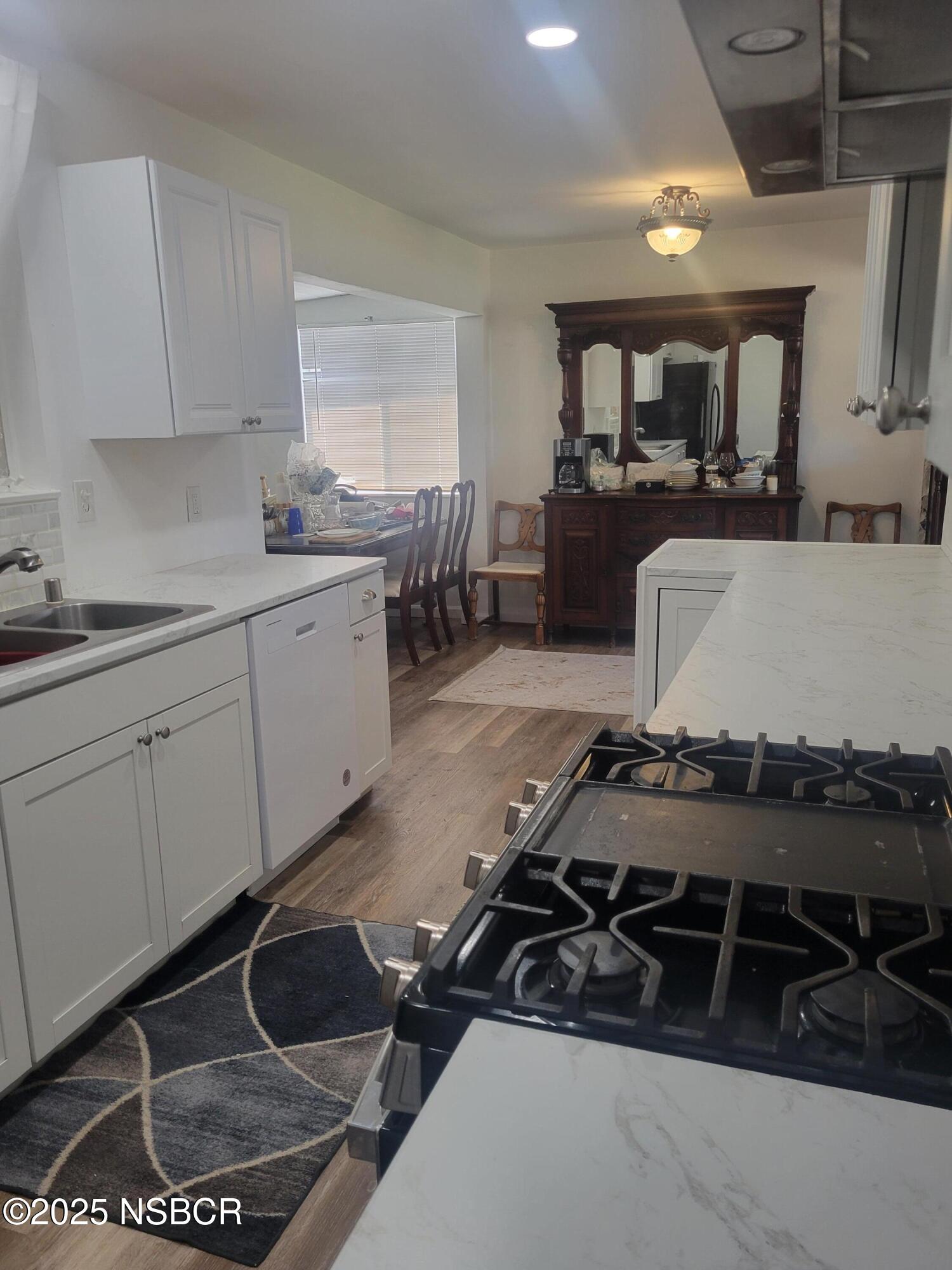 812 W Nectarine Avenue