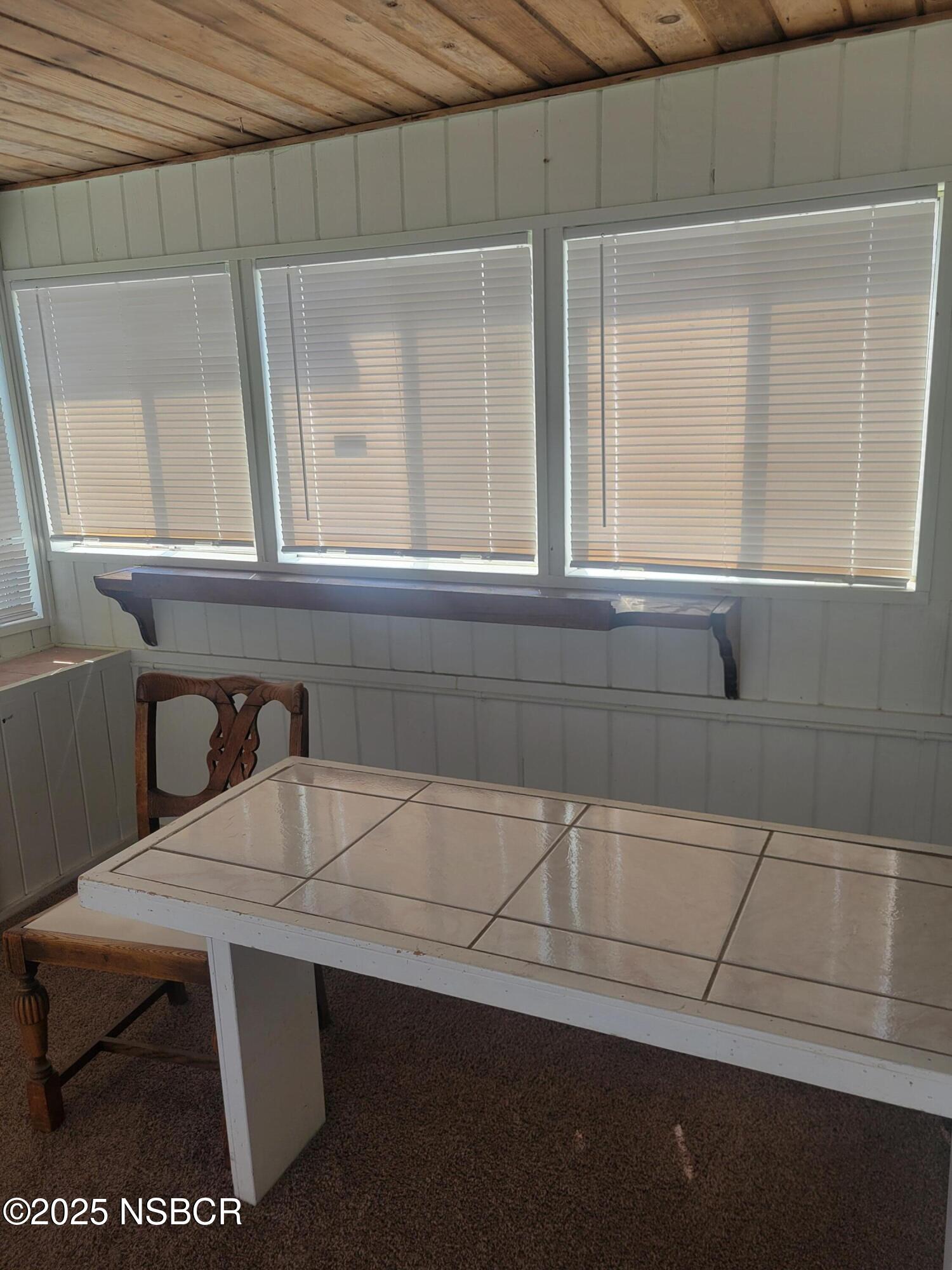 812 W Nectarine Avenue