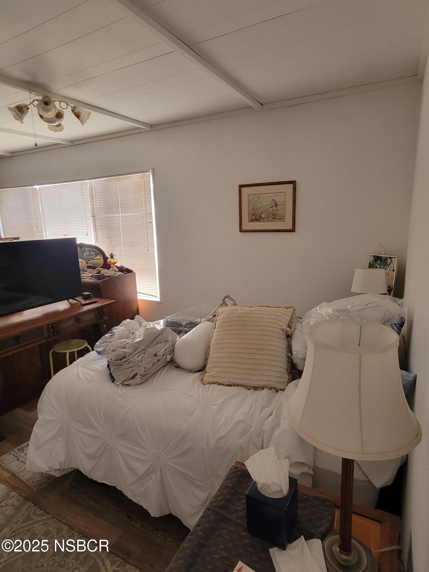 812 W Nectarine Avenue