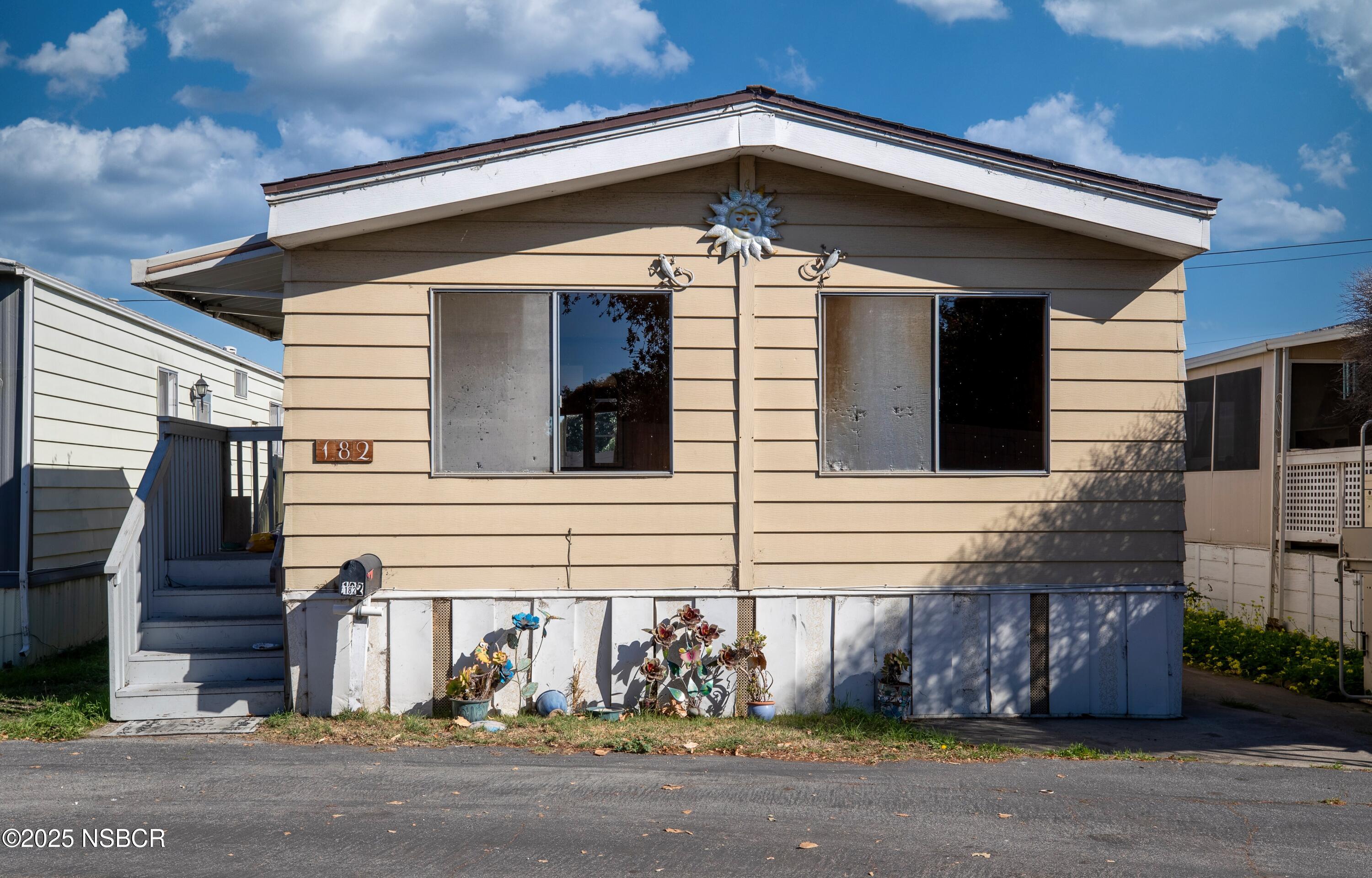 701 E Pine Avenue 182