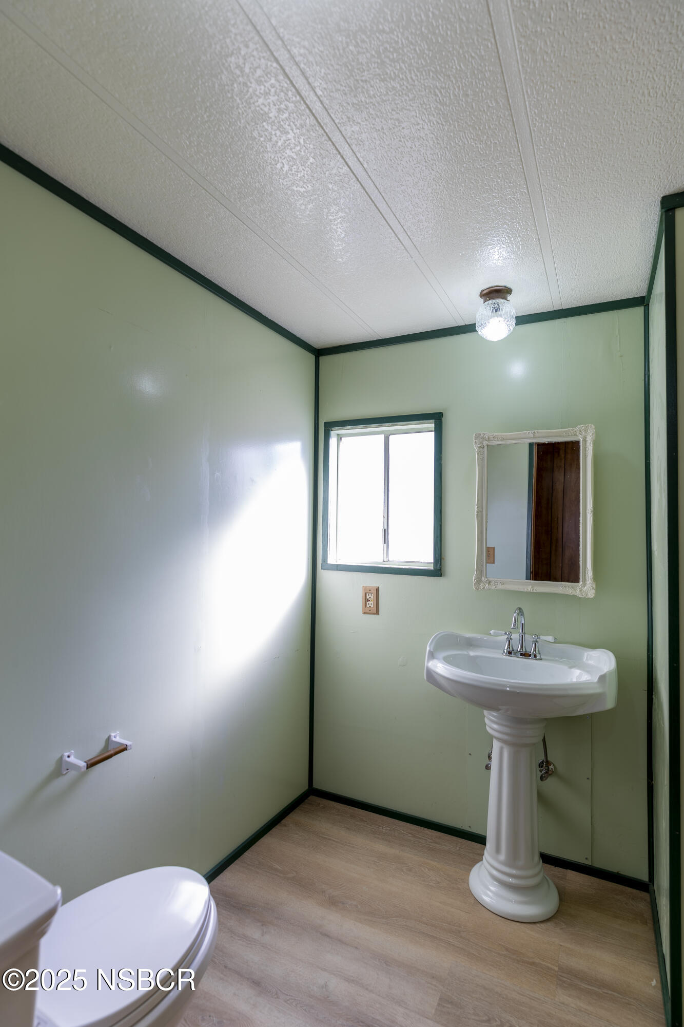 701 E Pine Avenue 182