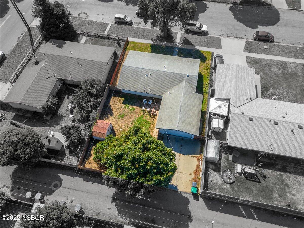 413 E Oak Avenue