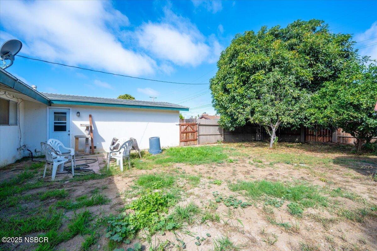 413 E Oak Avenue