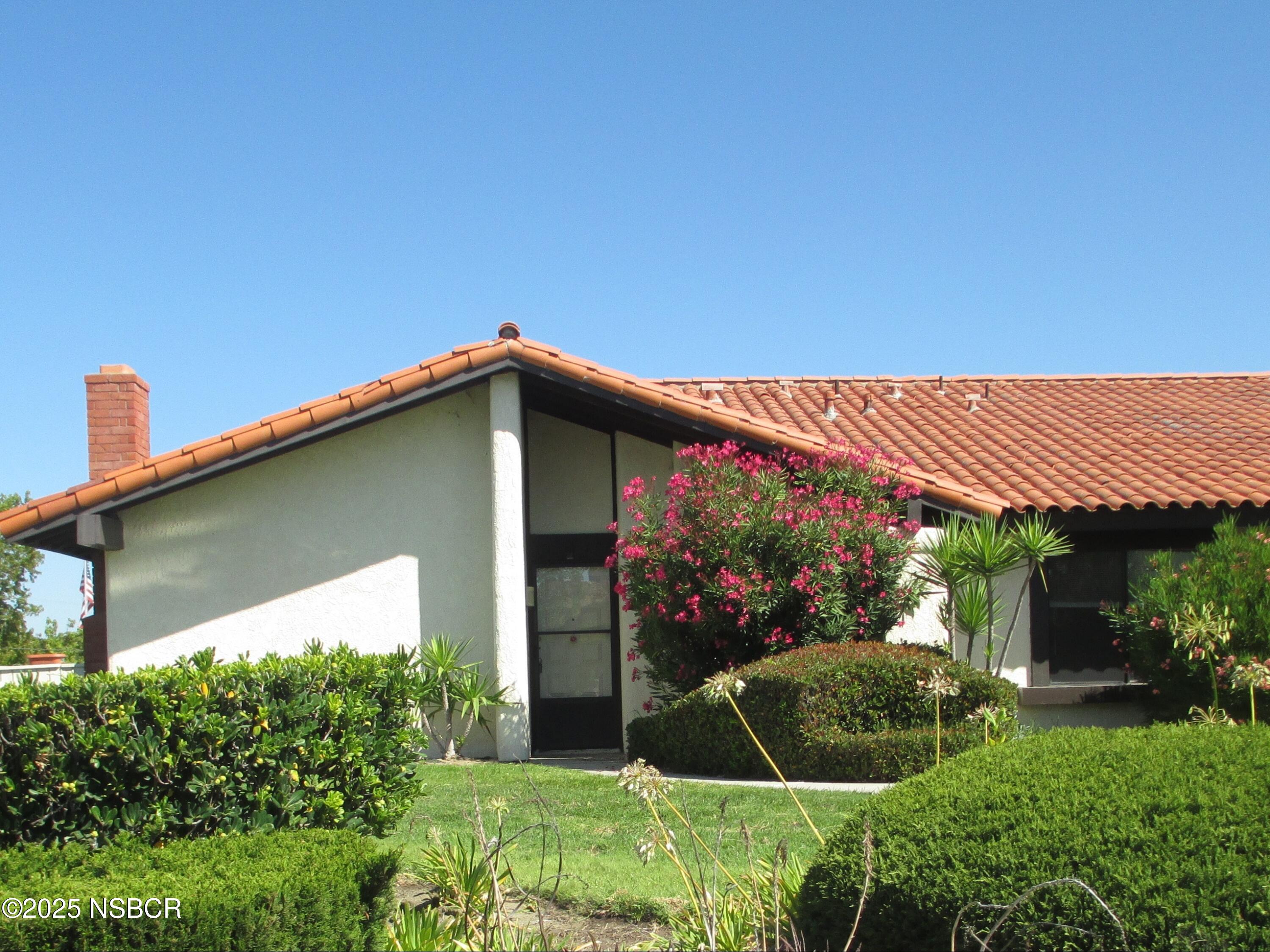3939 Mesa Circle Drive