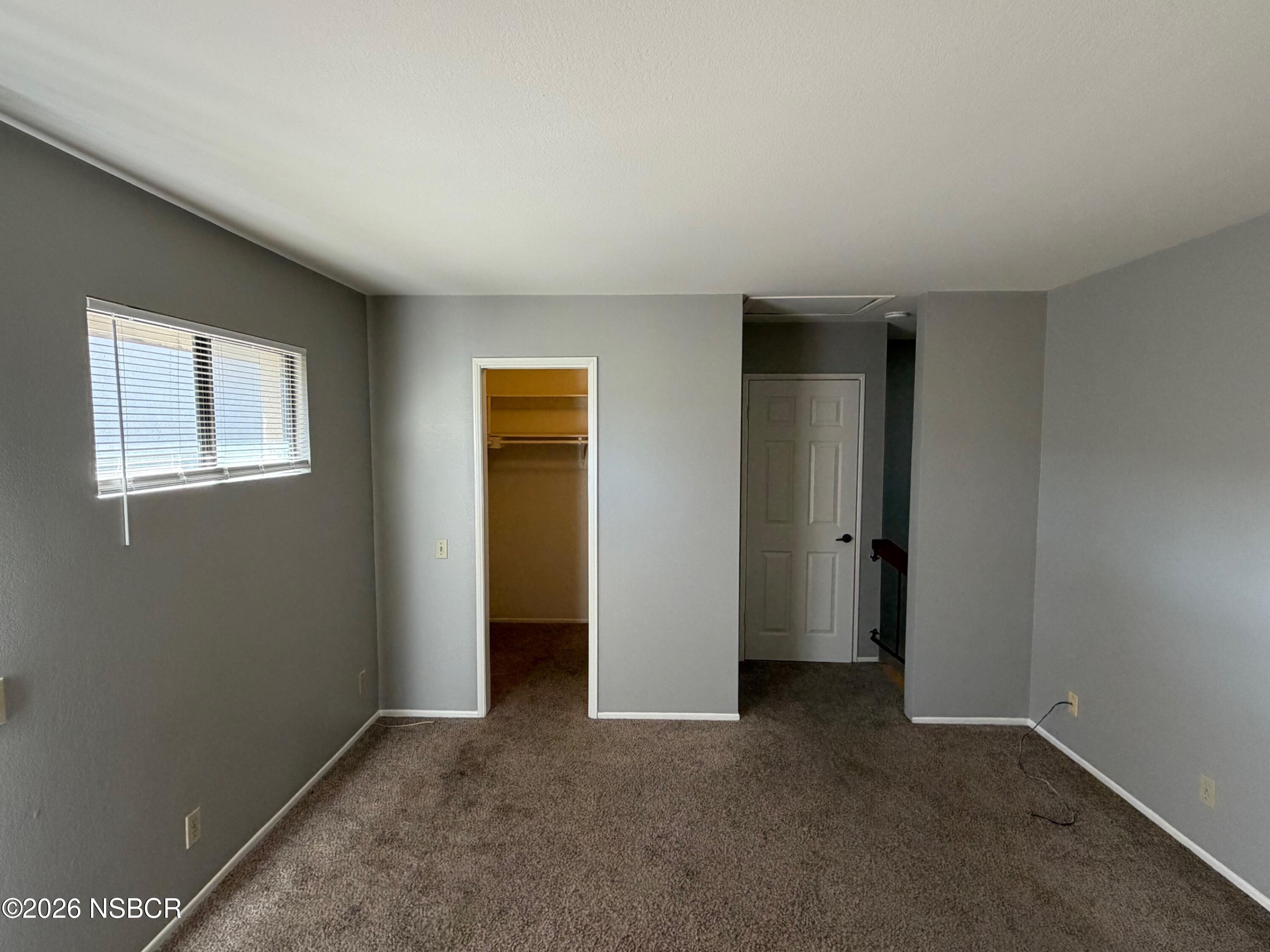 1410 W Apricot Avenue