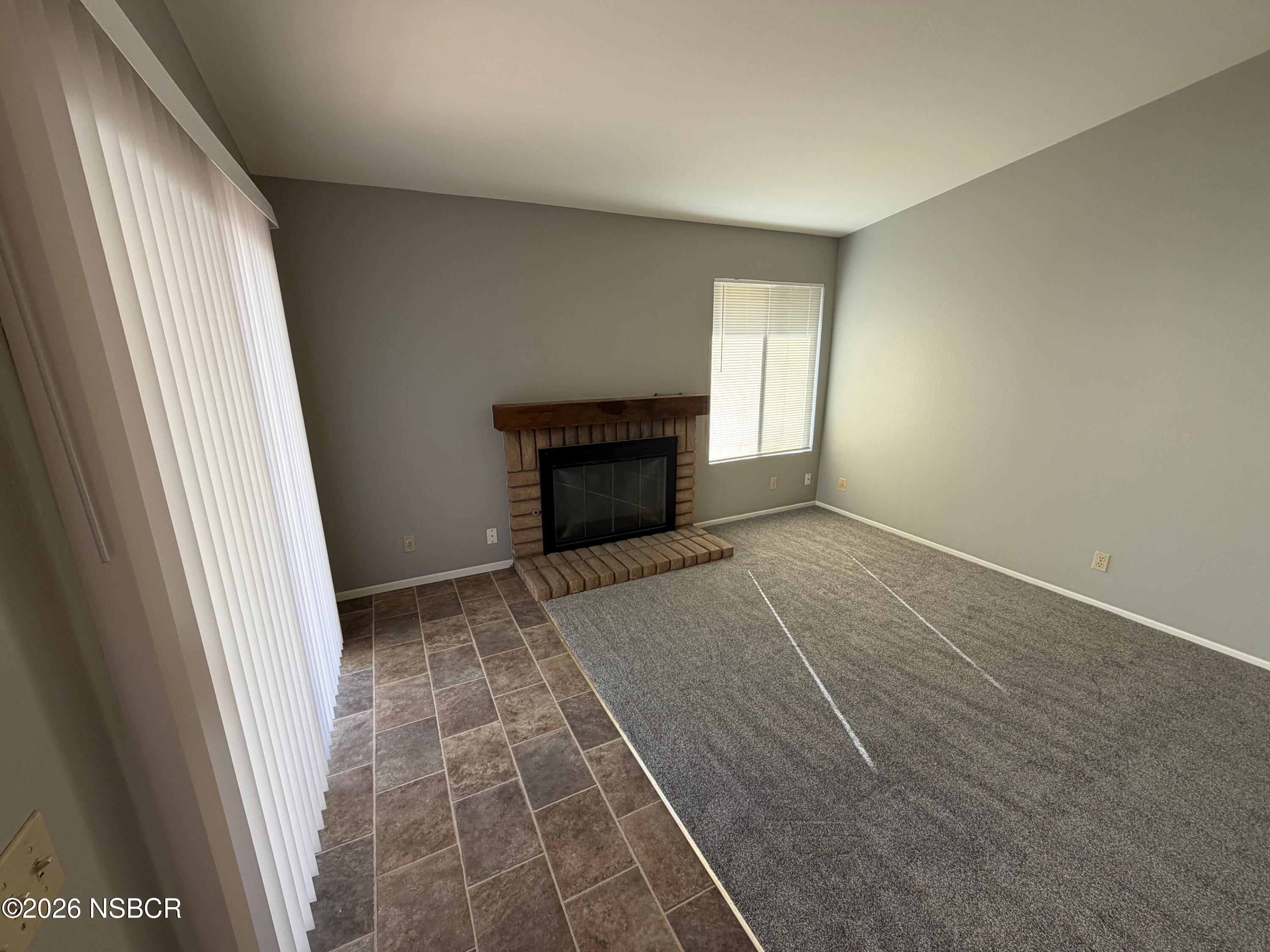 1410 W Apricot Avenue