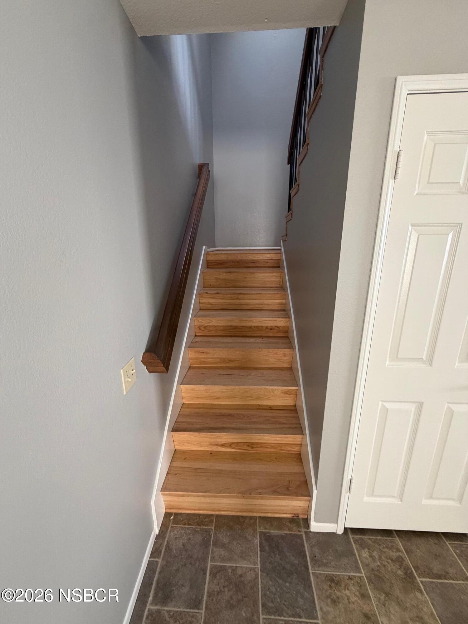 1410 W Apricot Avenue