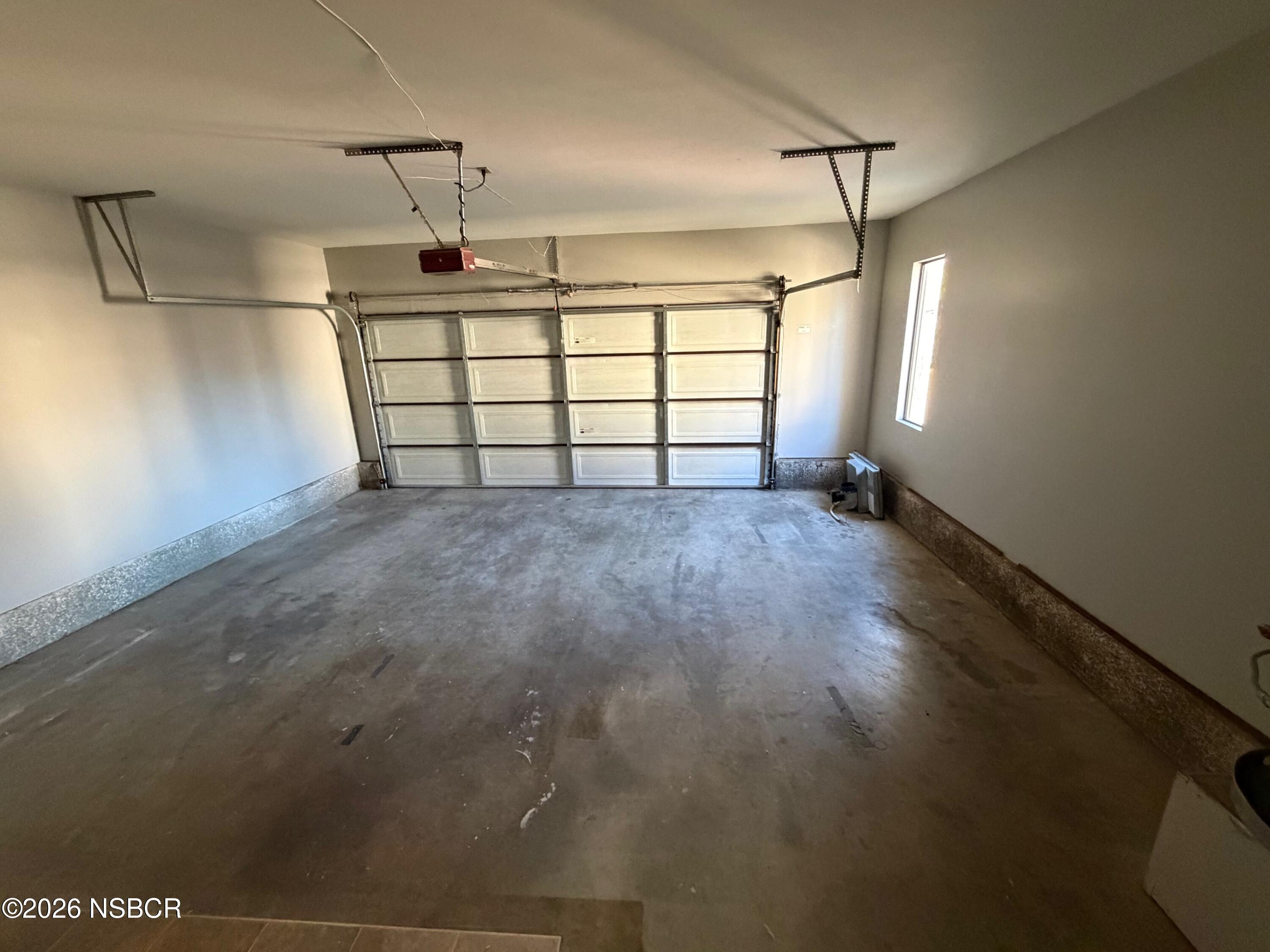 1410 W Apricot Avenue