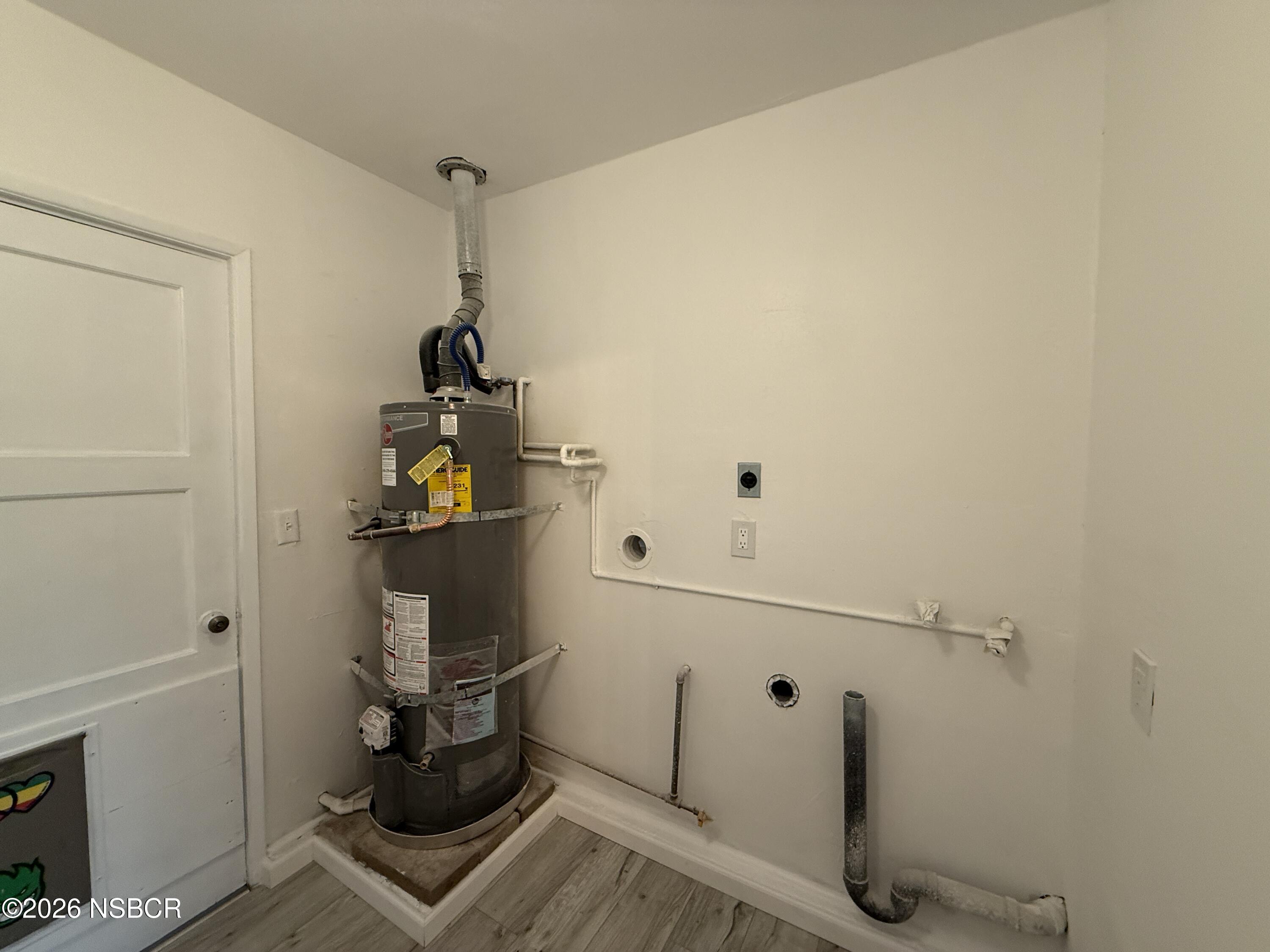 1408 W Walnut Avenue