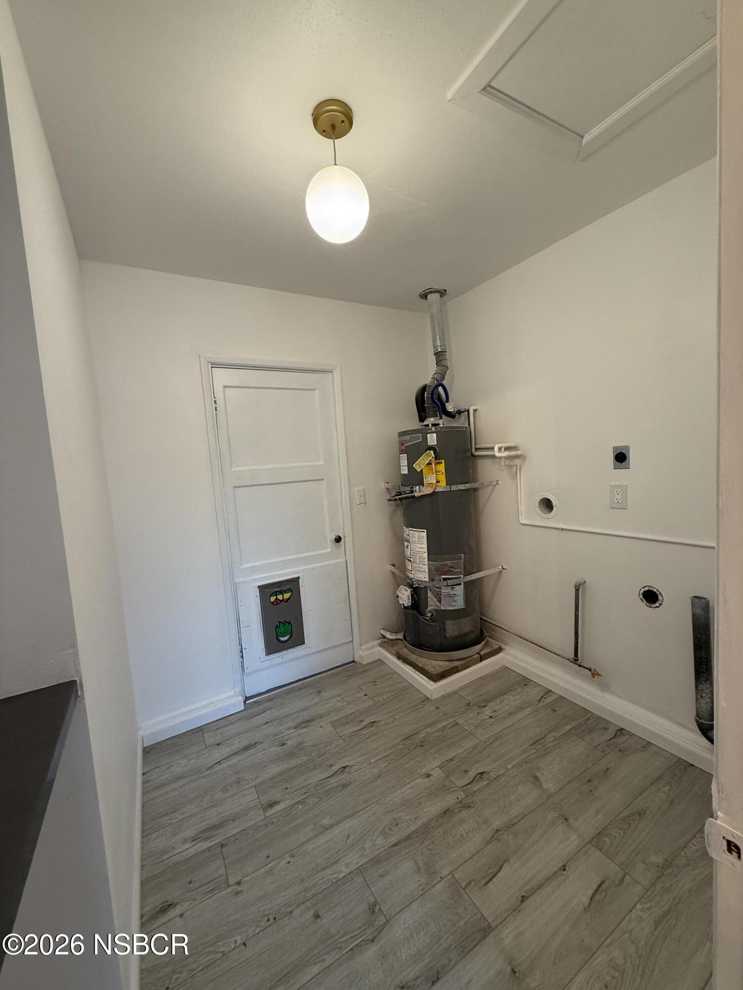 1408 W Walnut Avenue