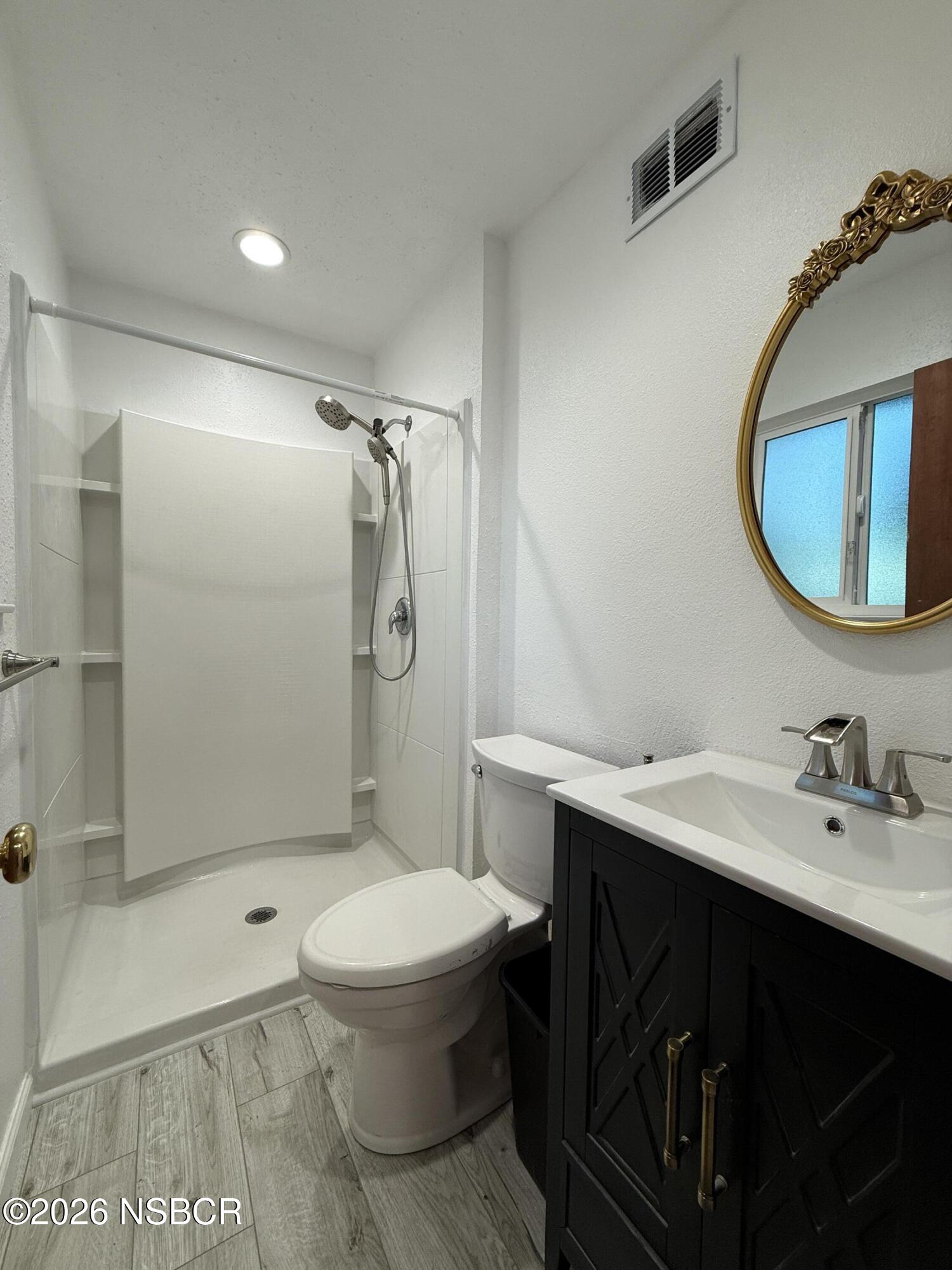 1408 W Walnut Avenue