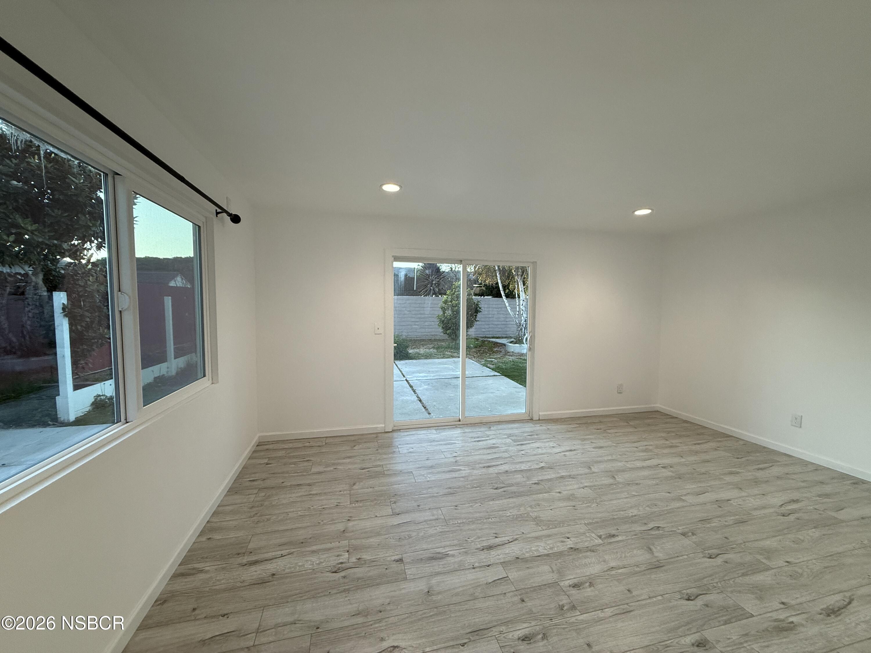 1408 W Walnut Avenue