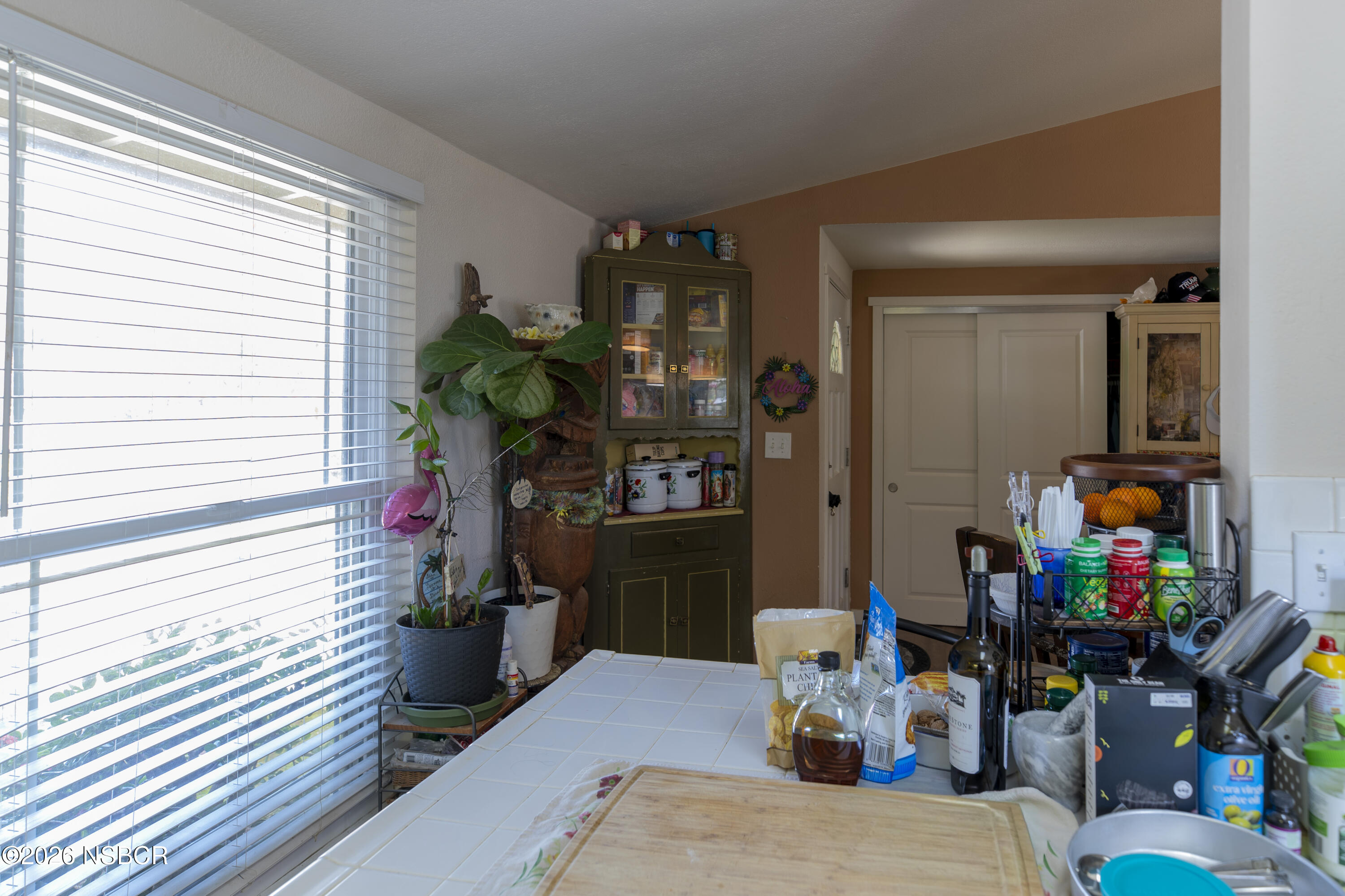 3838 Via Mitad