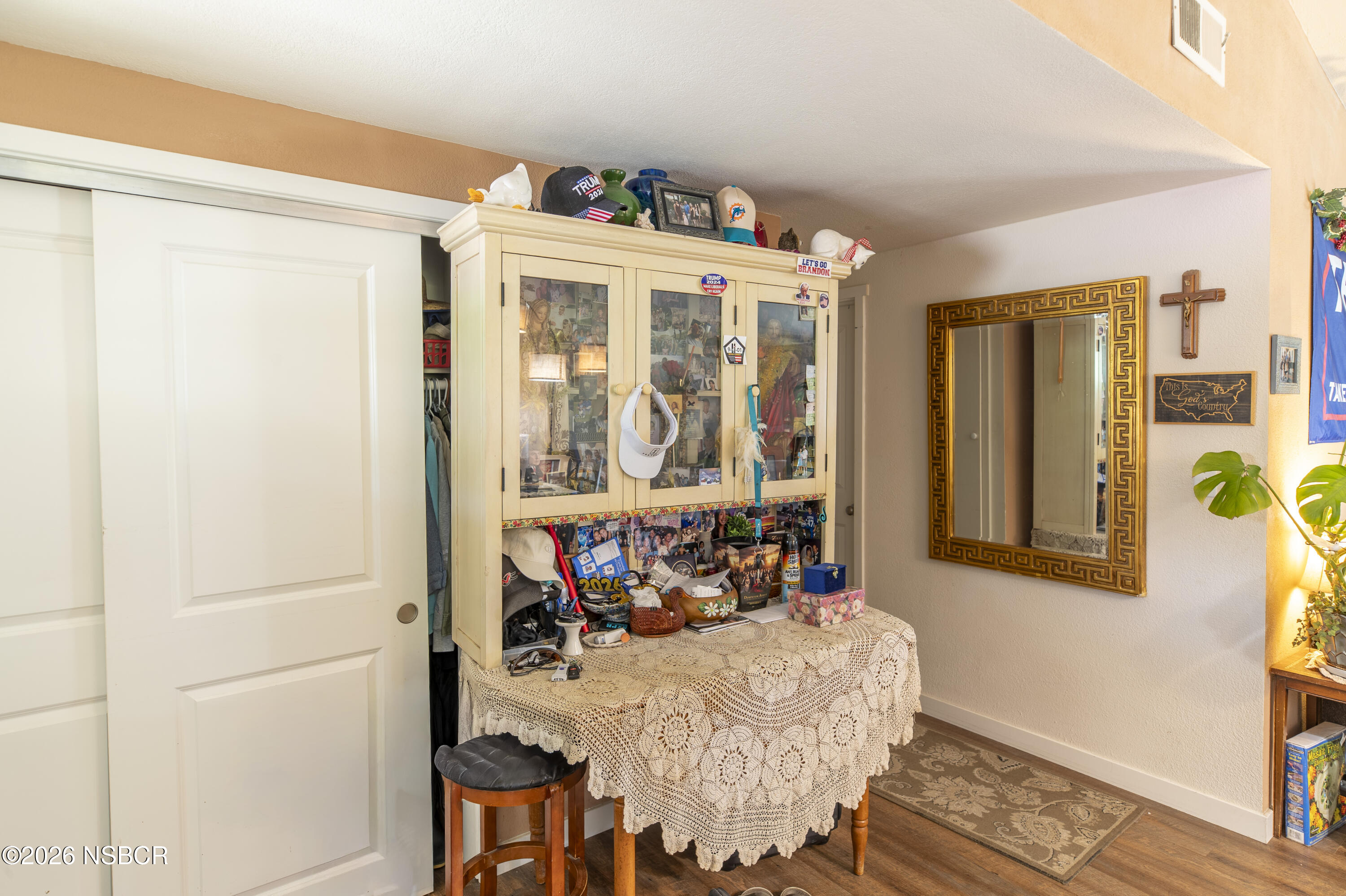 3838 Via Mitad