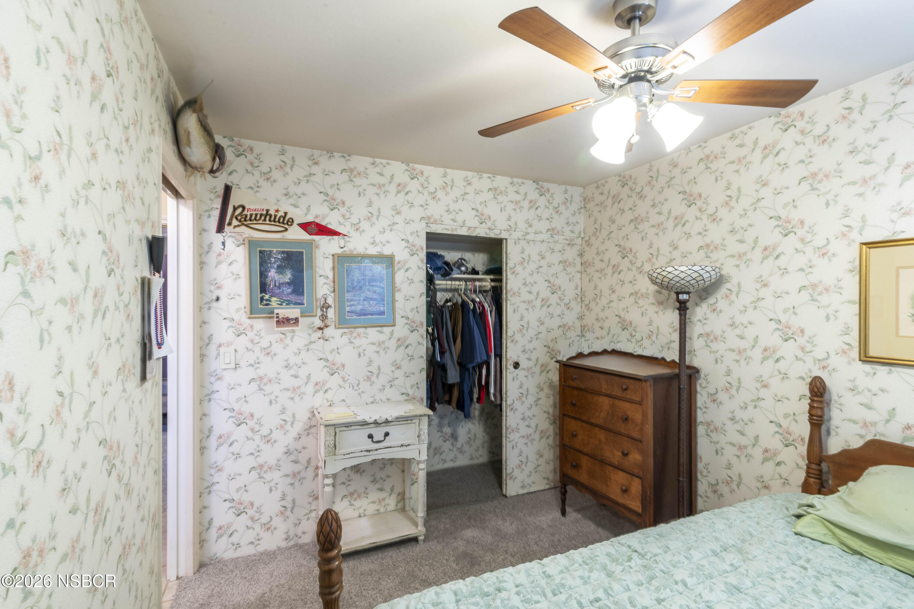 904 W College