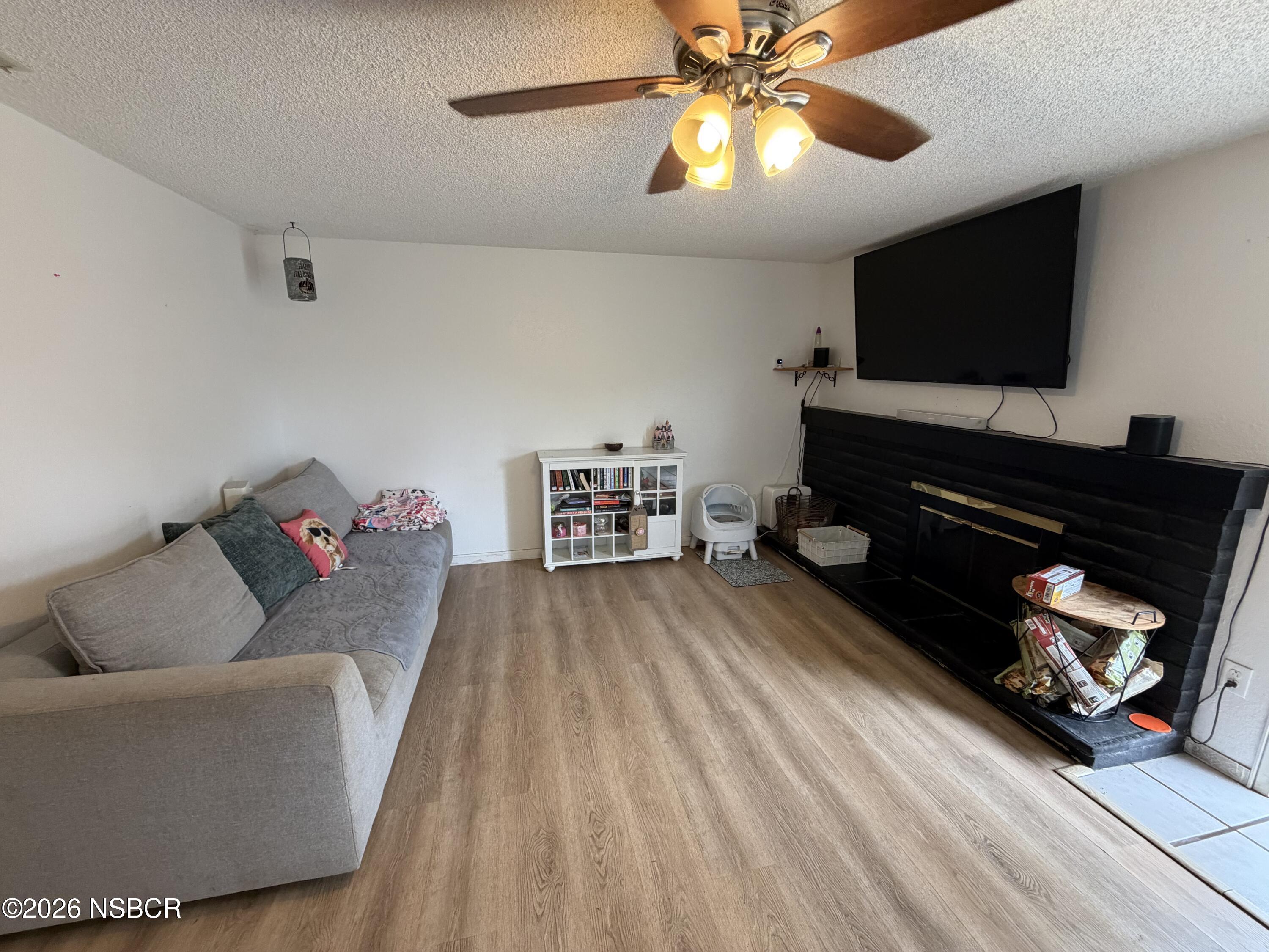 1116 W Cherry Avenue