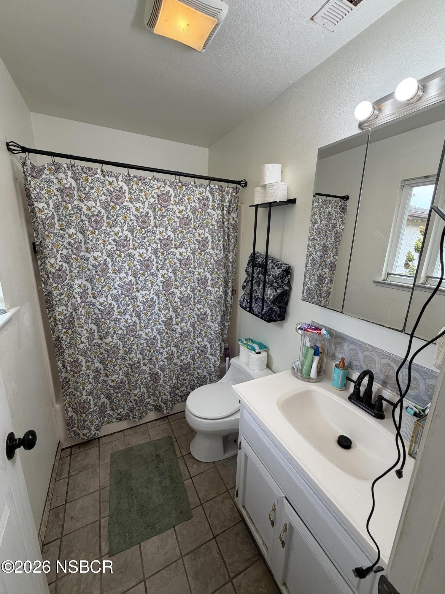 1116 W Cherry Avenue