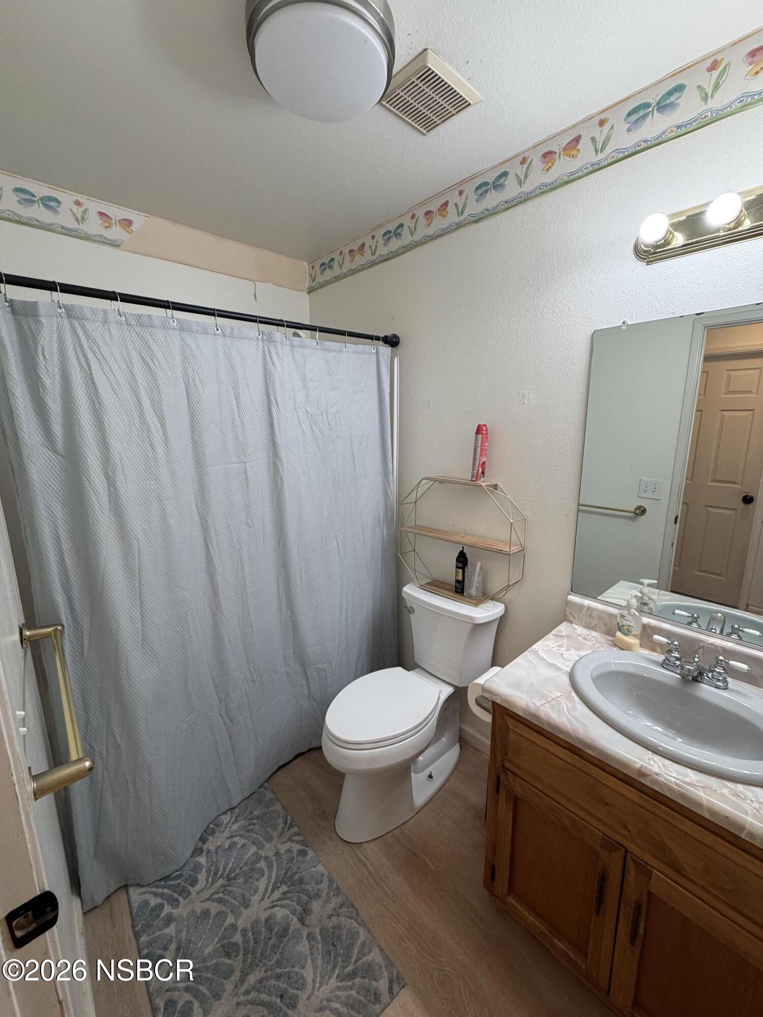 1116 W Cherry Avenue