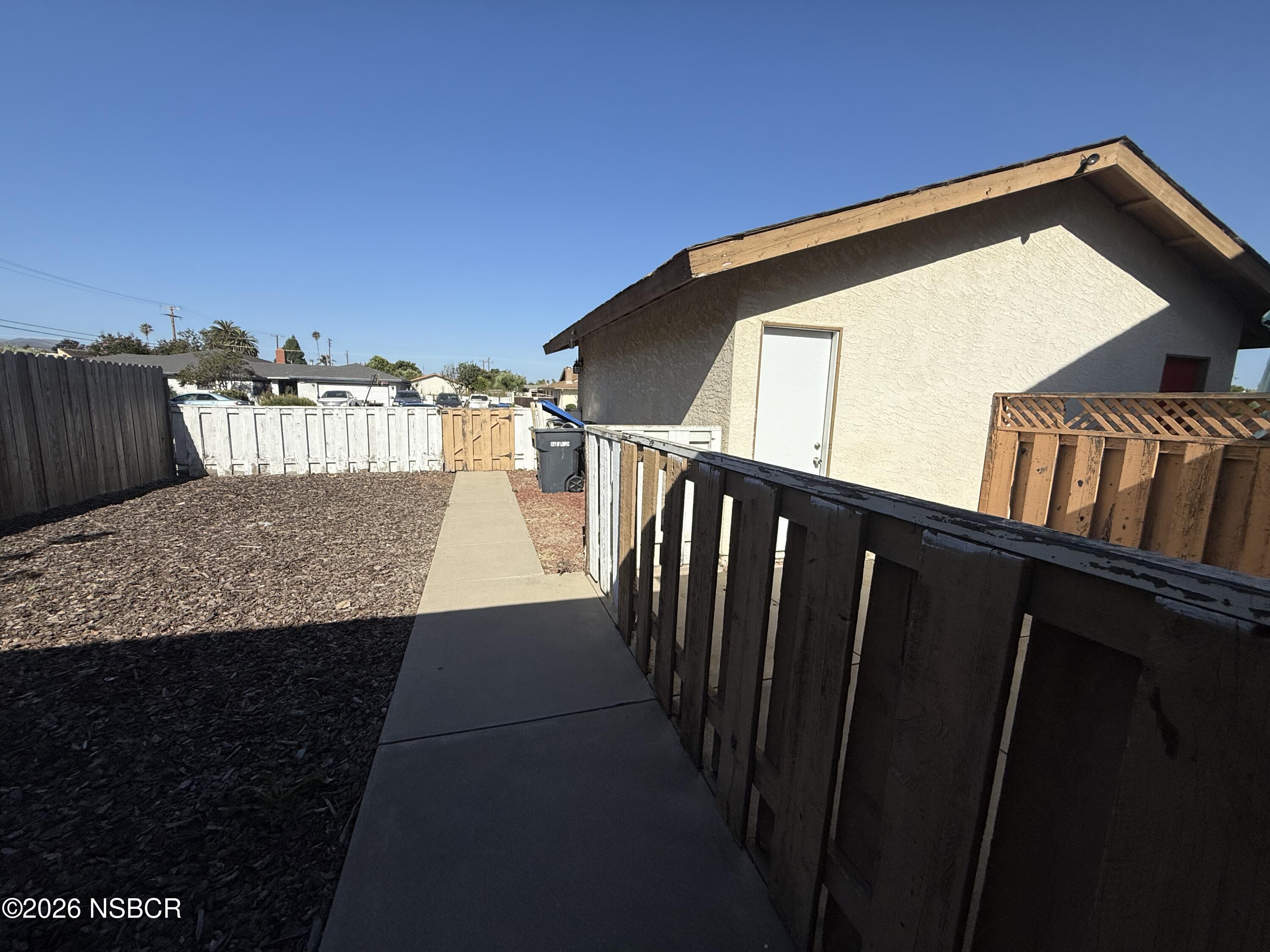 808 N C Street, A - B