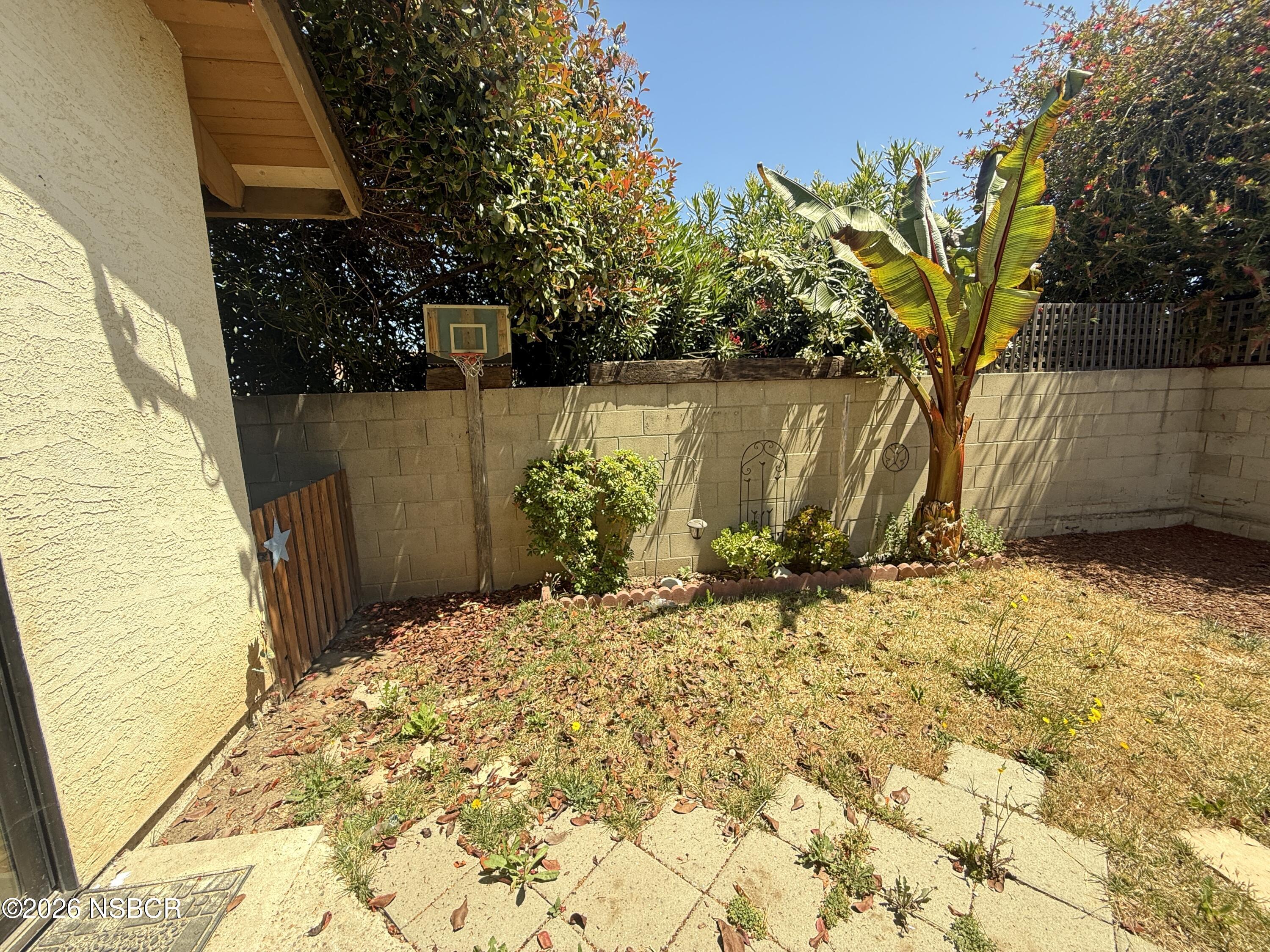 808 N C Street, A - B
