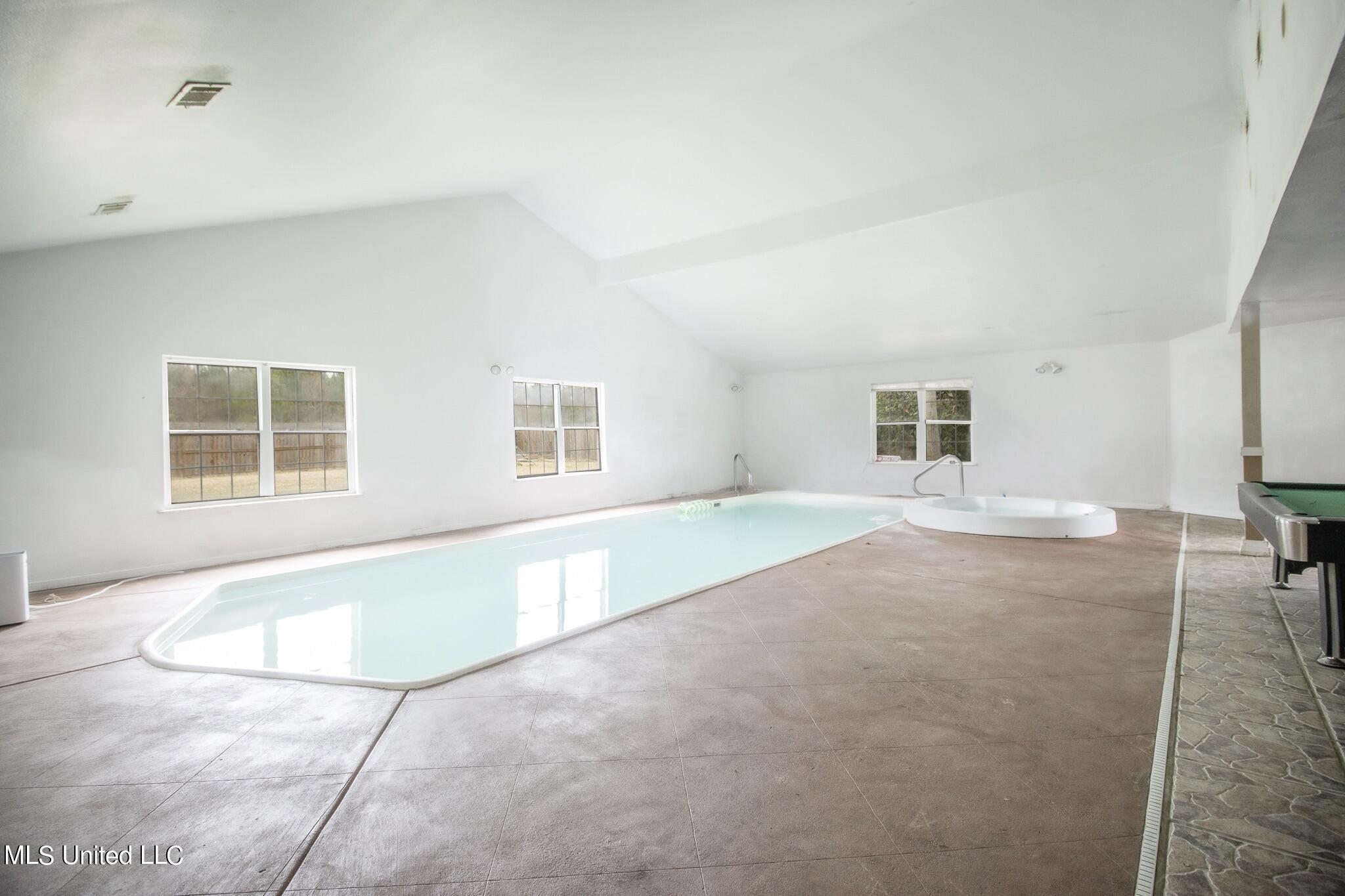 3556 N River Ridge Drive, D'Iberville