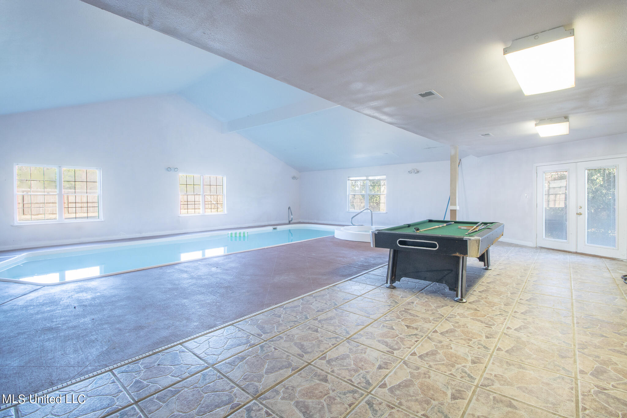 3556 N River Ridge Drive, D'Iberville