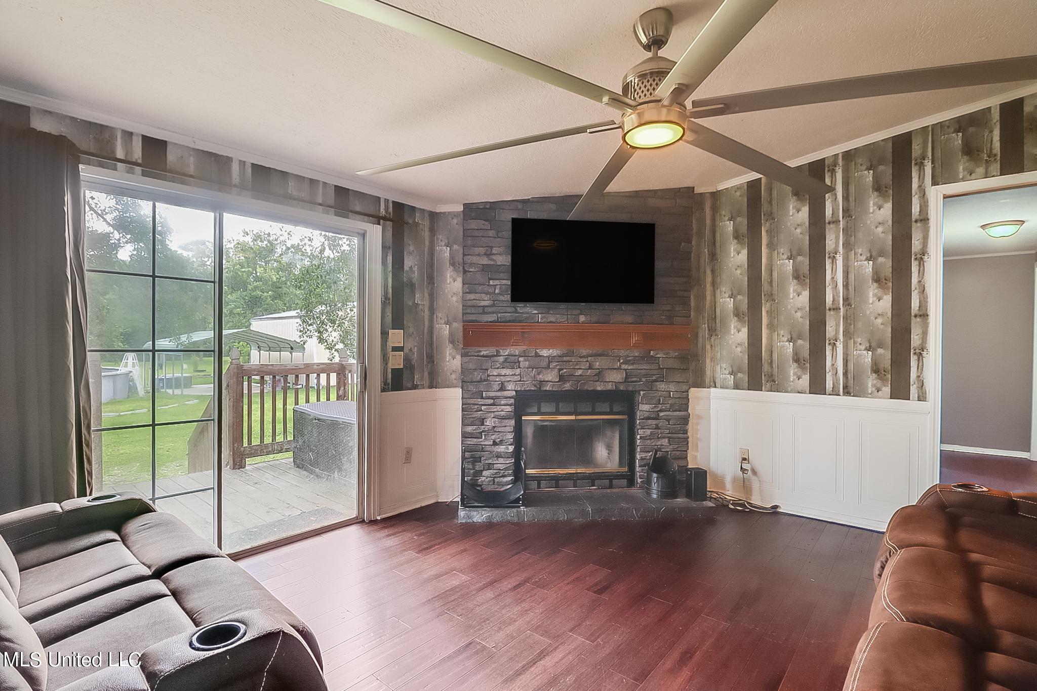 8229 Vidalia Rd