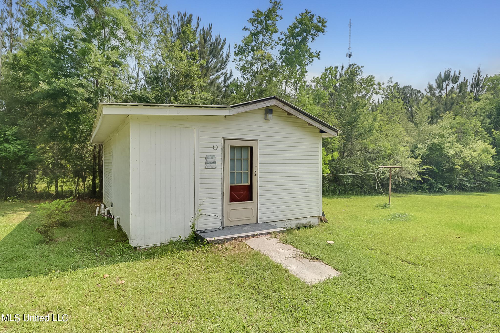 8229 Vidalia Rd