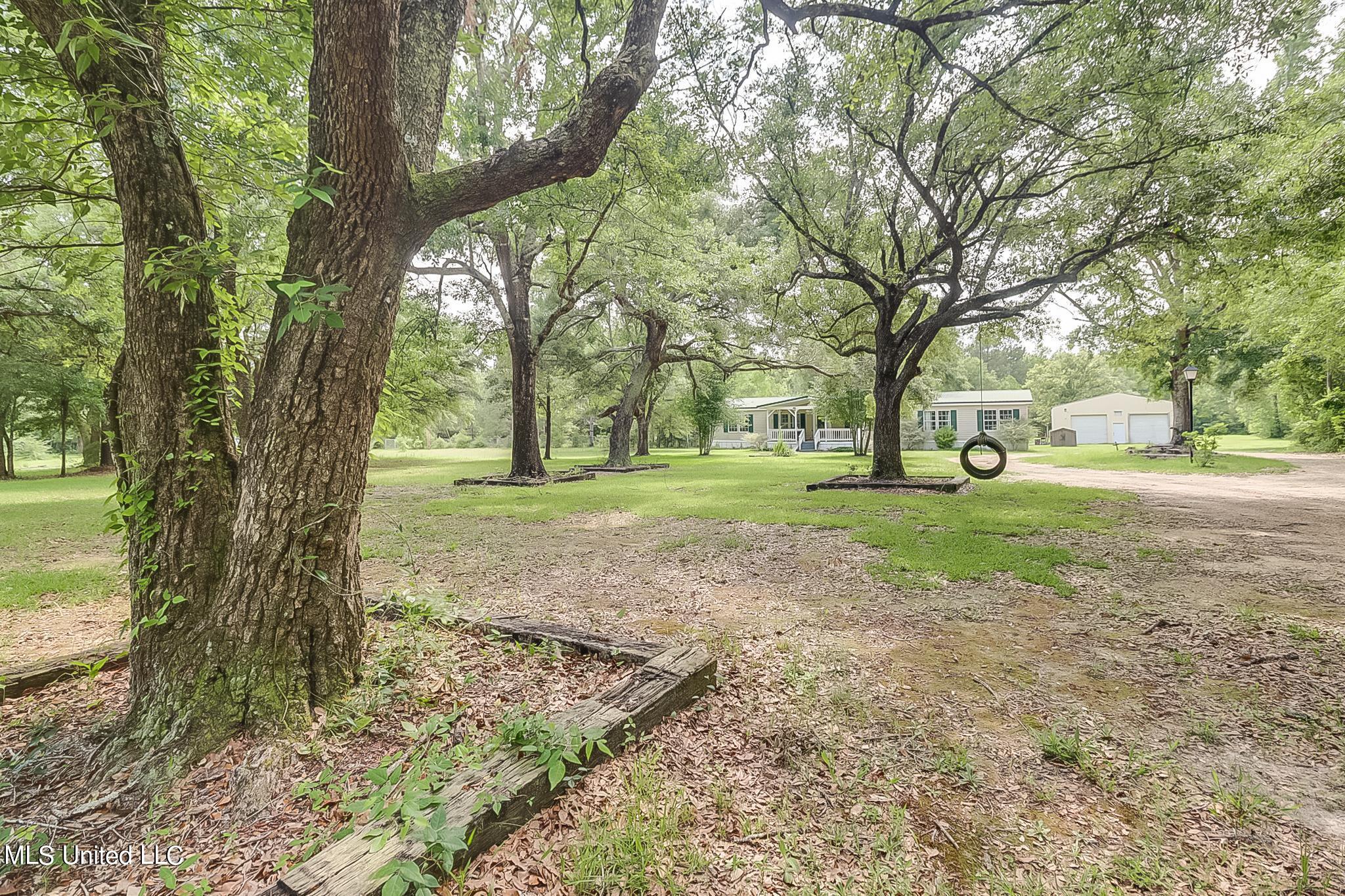 8229 Vidalia Rd